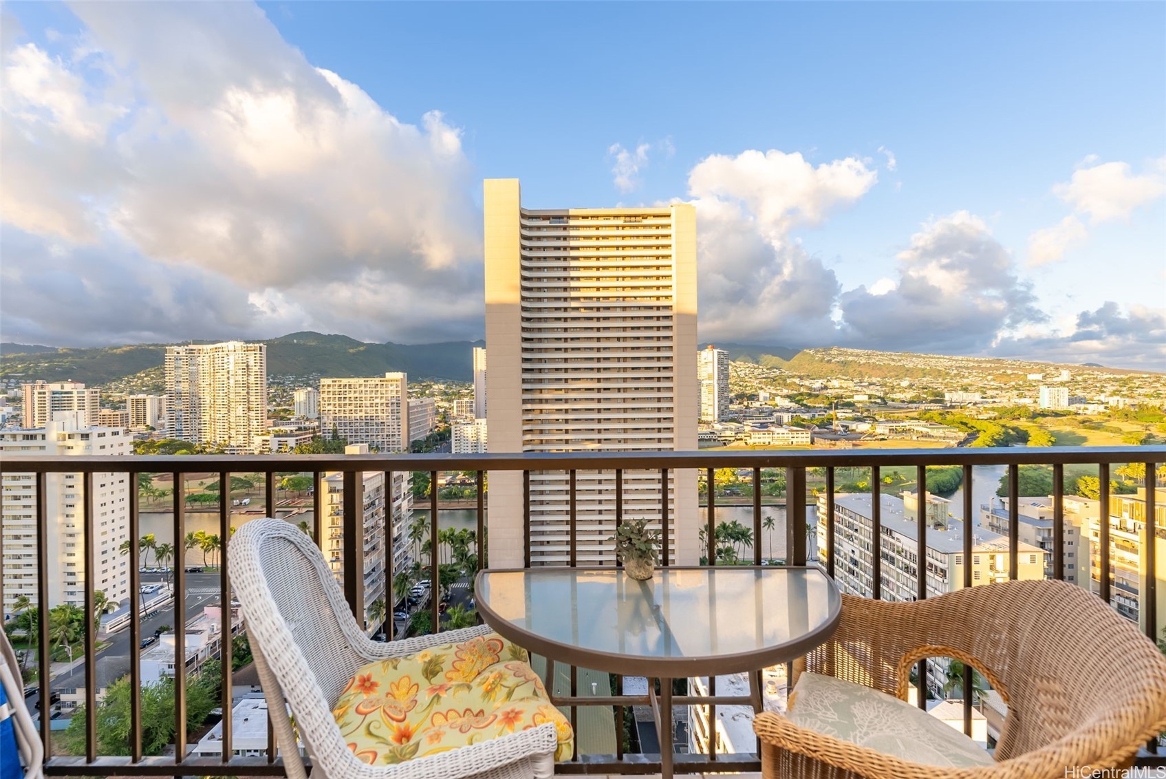 2140 Kuhio Avenue 2311 Property Photo 7