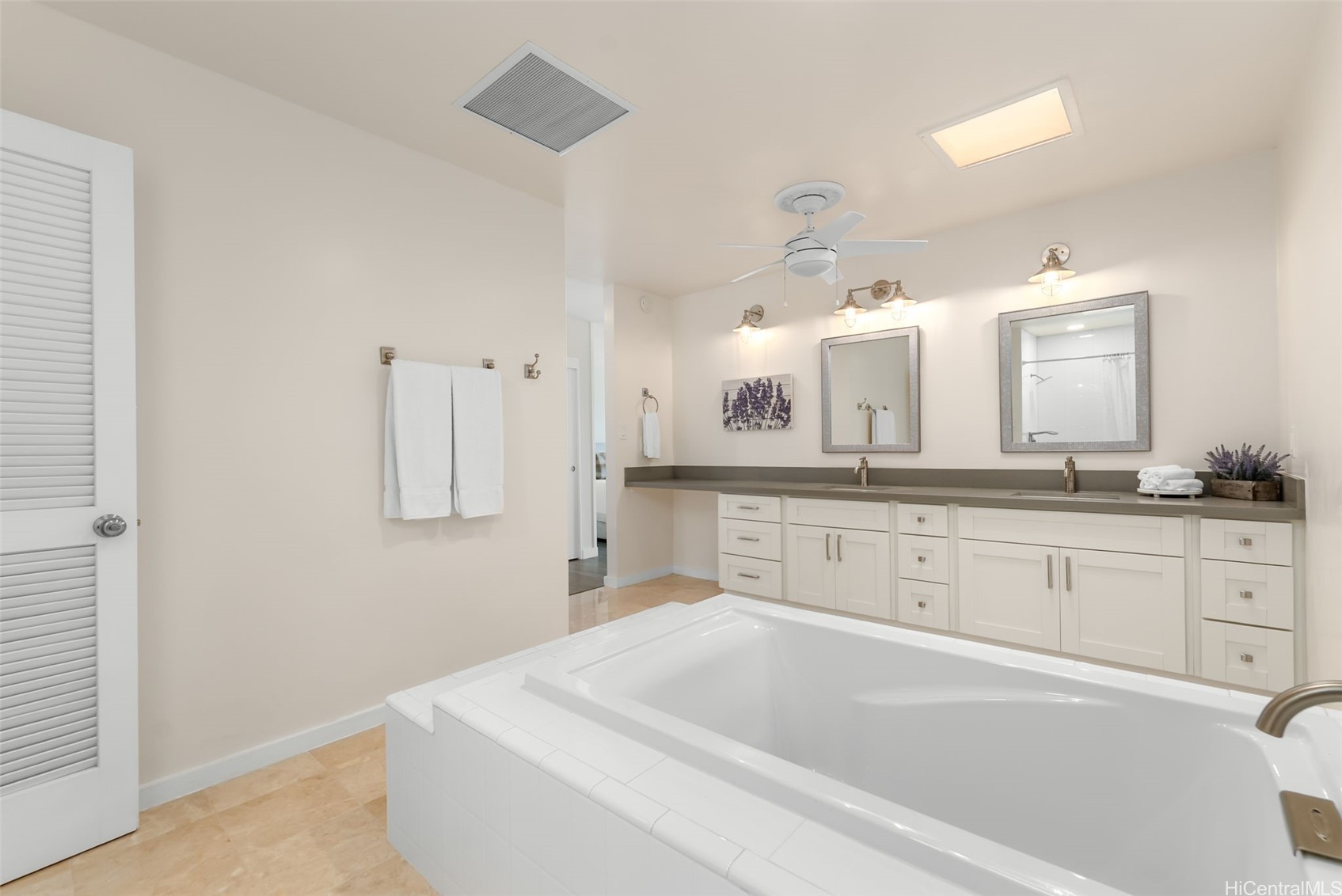 1906 Alaweo Street Property Photo 17