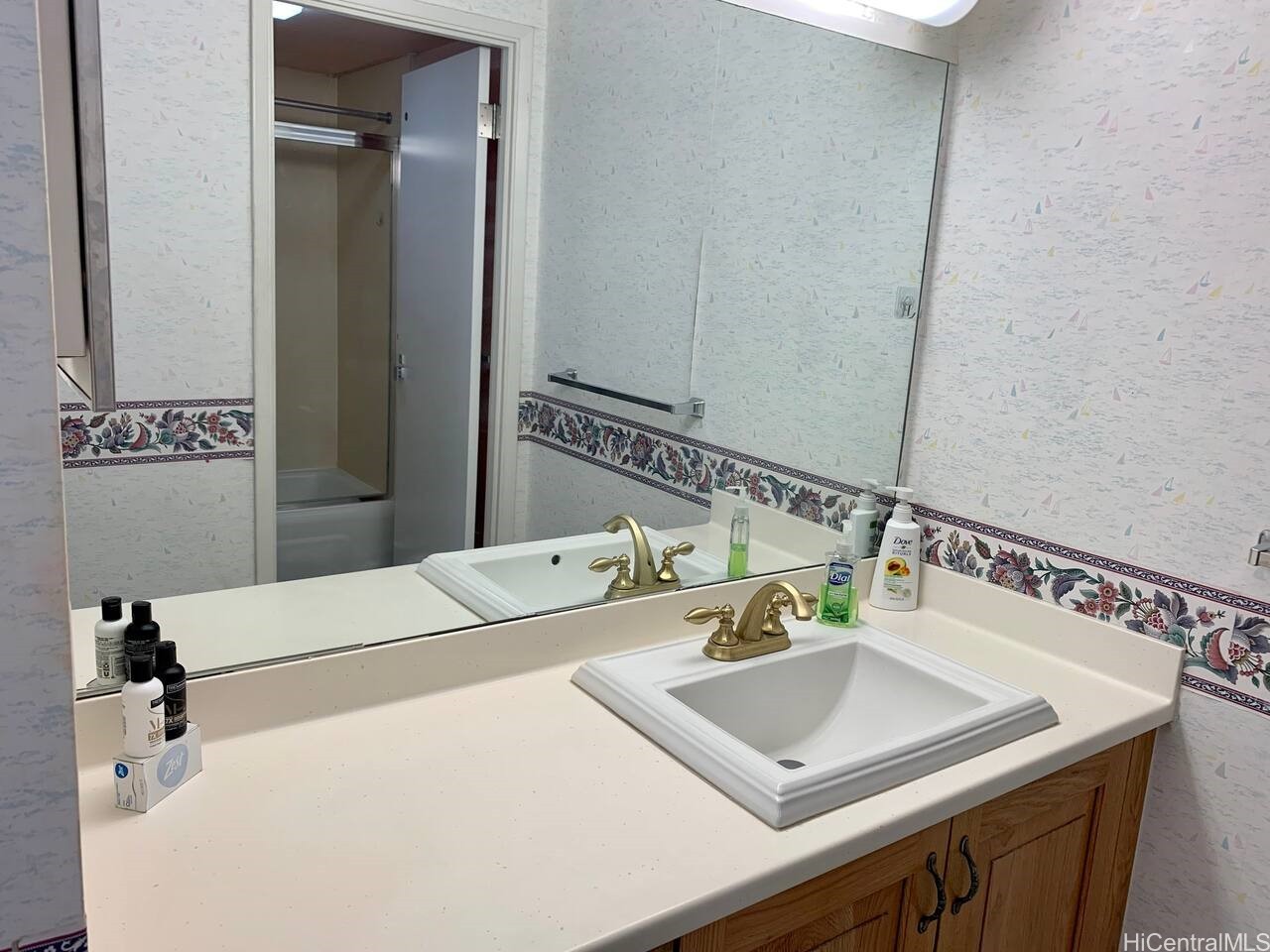 2240 Kuhio Avenue 3204 Property Photo 11