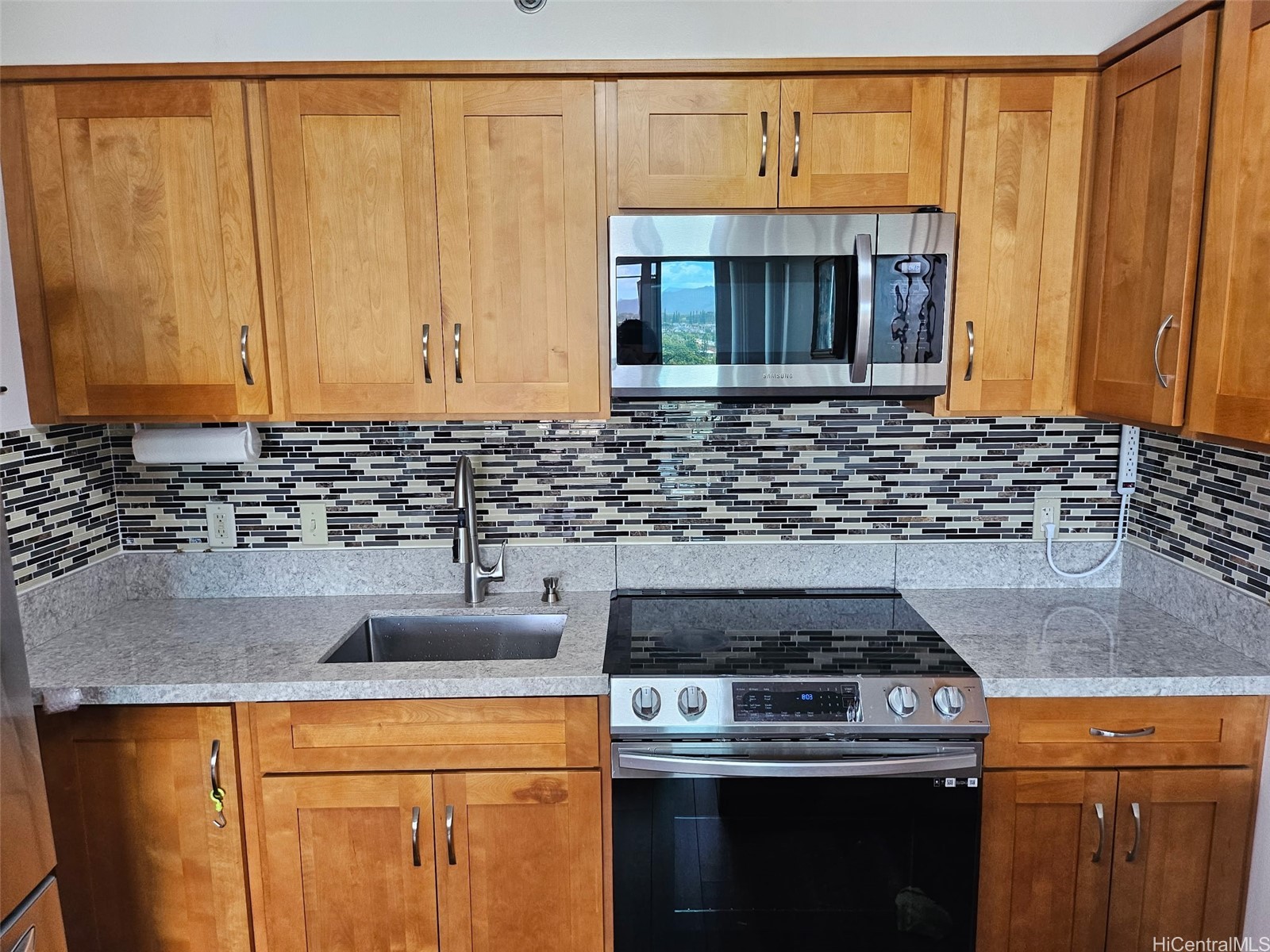 94-979 Kauolu Place 1002 Property Photo 1