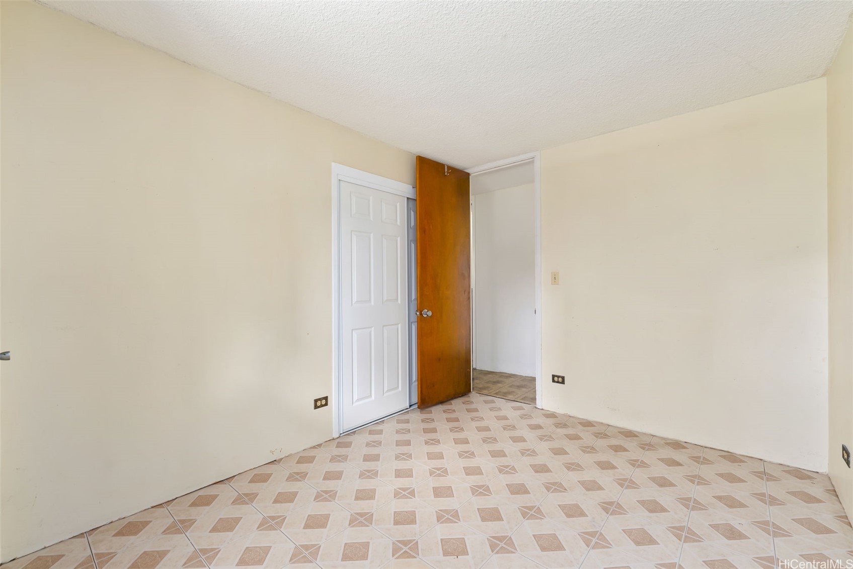 2085 Ala Wai Boulevard A32 Property Photo 13