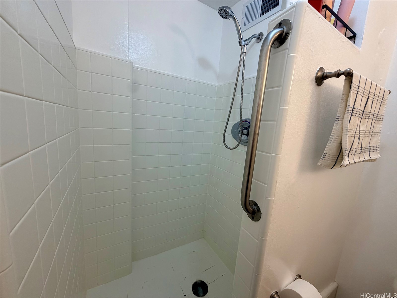 435 Seaside Avenue 909 Property Photo 9