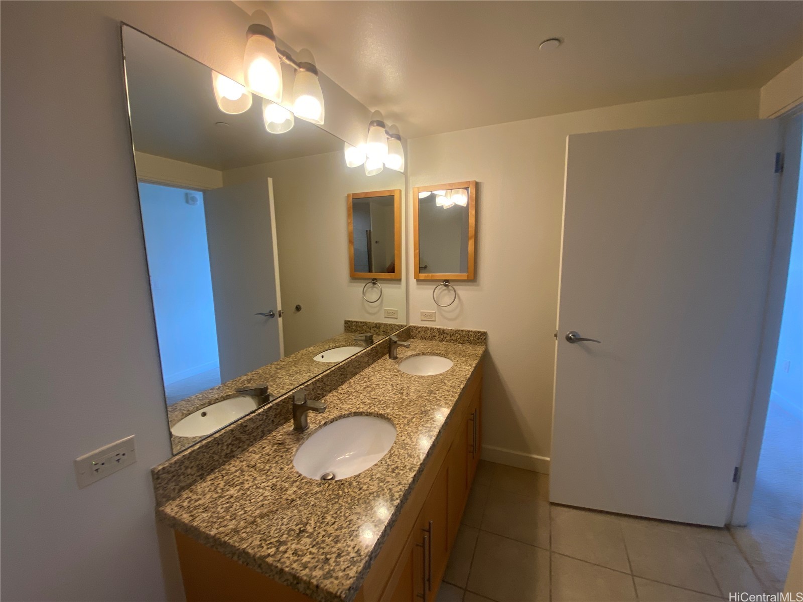 600 Queen Street 1208 Property Photo 12