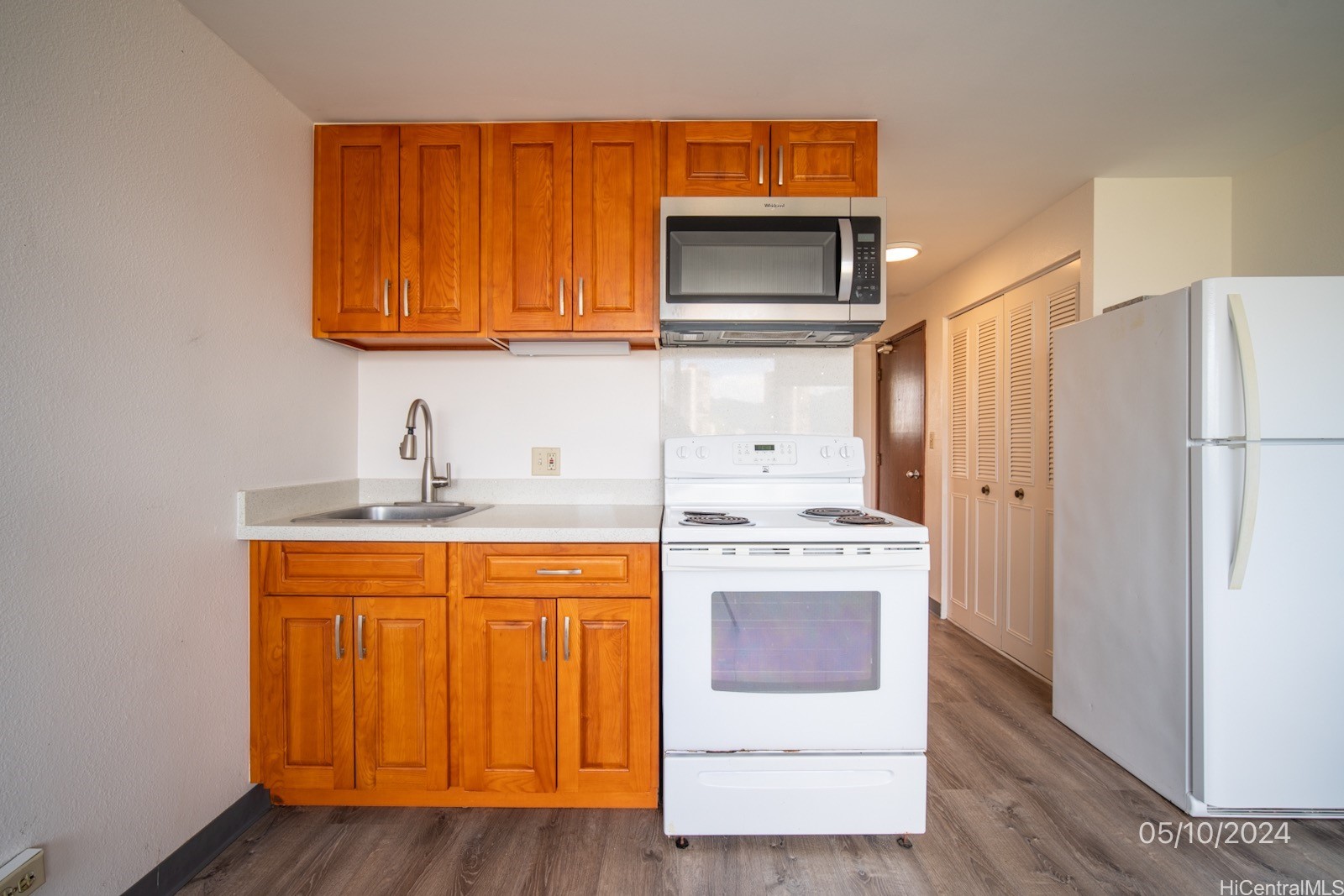 2211 Ala Wai Boulevard 1411 Property Photo 8