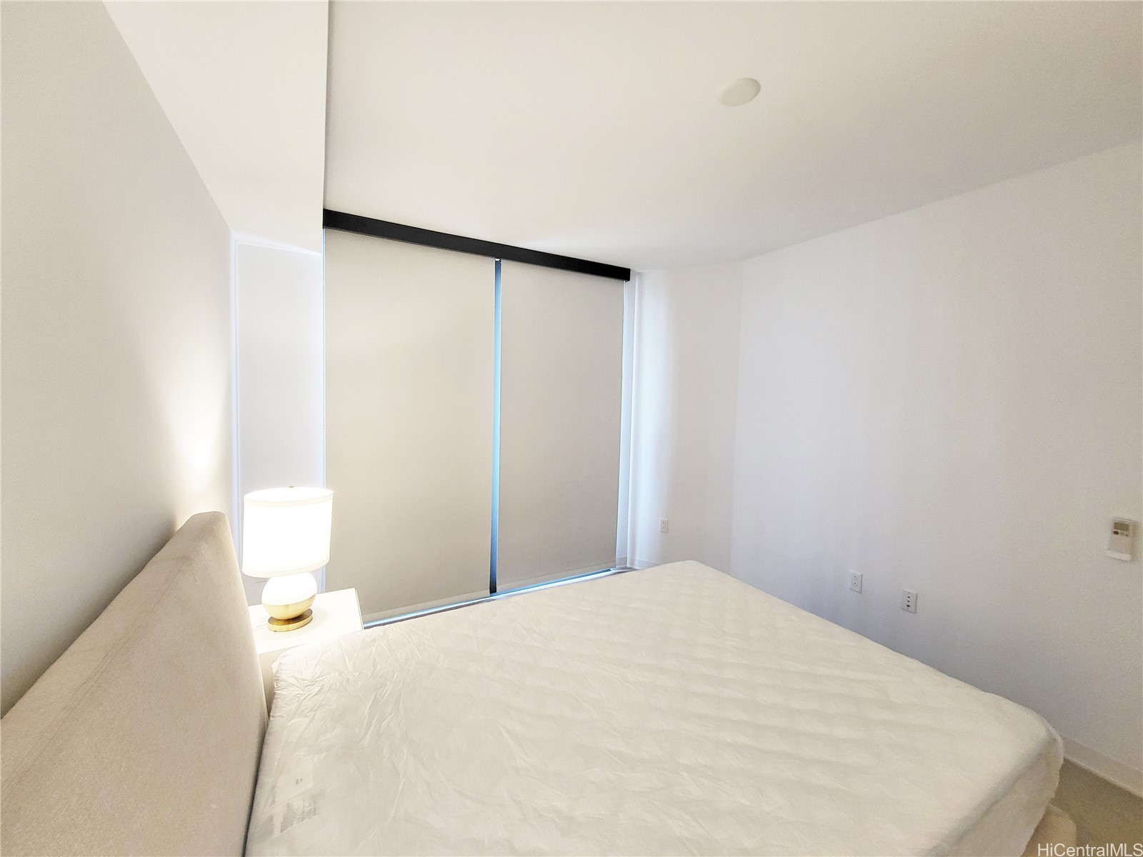 987 Queen Street 3713 Property Photo 18