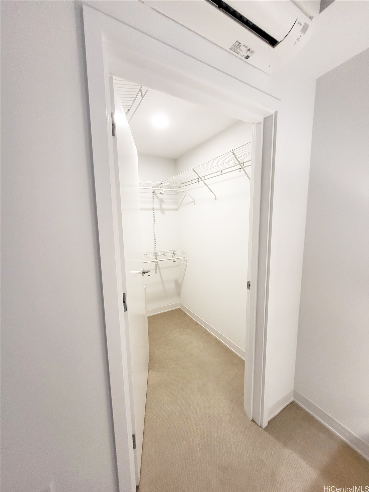 987 Queen Street 3713 Property Photo 19