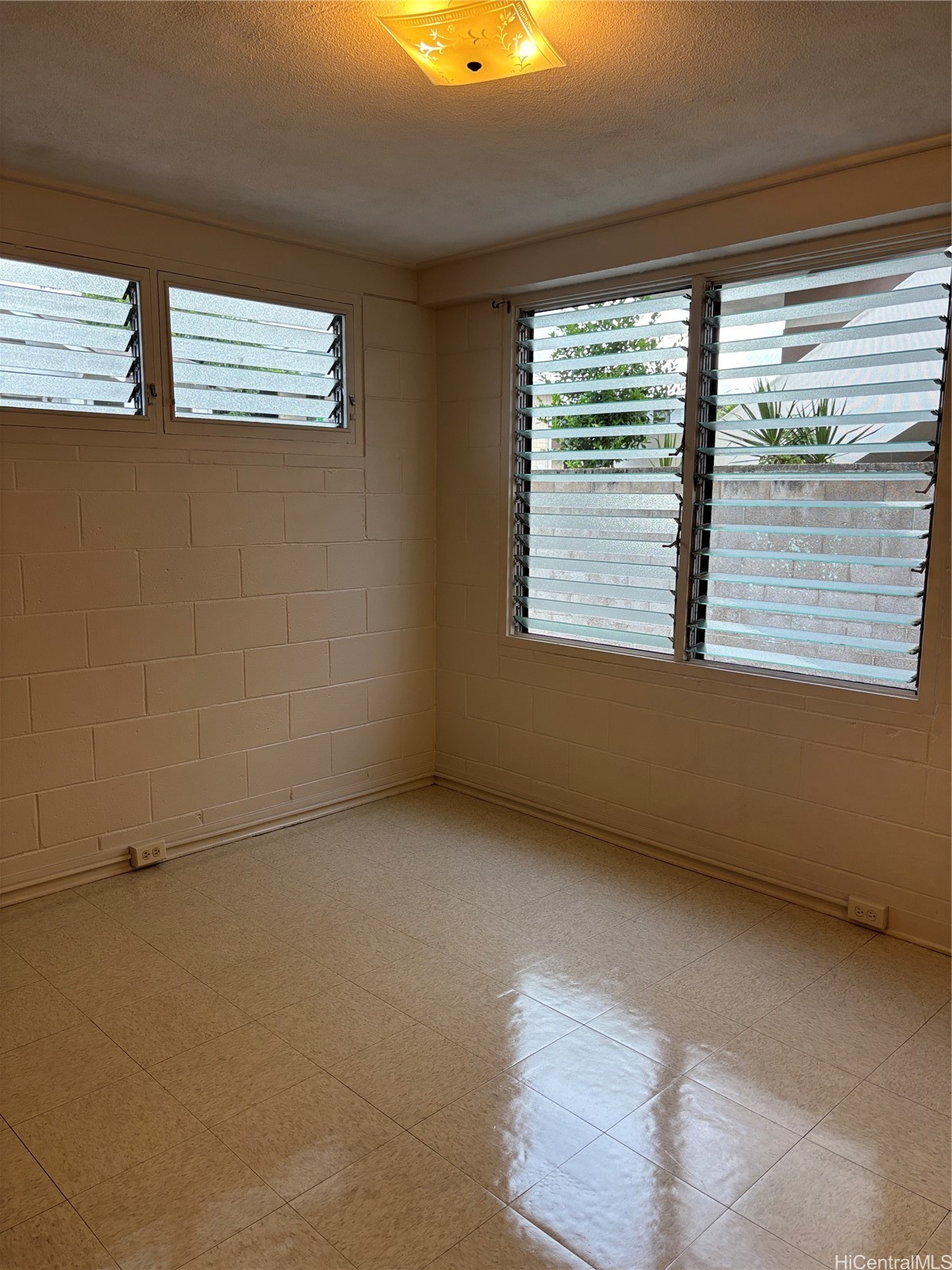 1249 Matlock Avenue A Property Photo 6