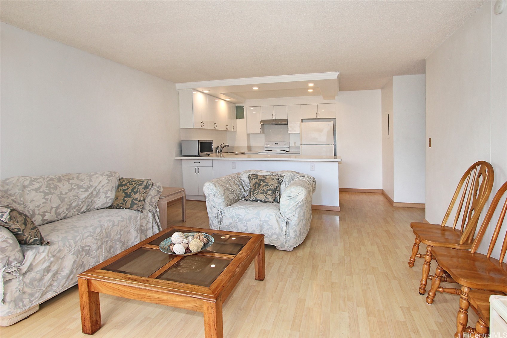 1255 Nuuanu Avenue E2214 Property Photo 3