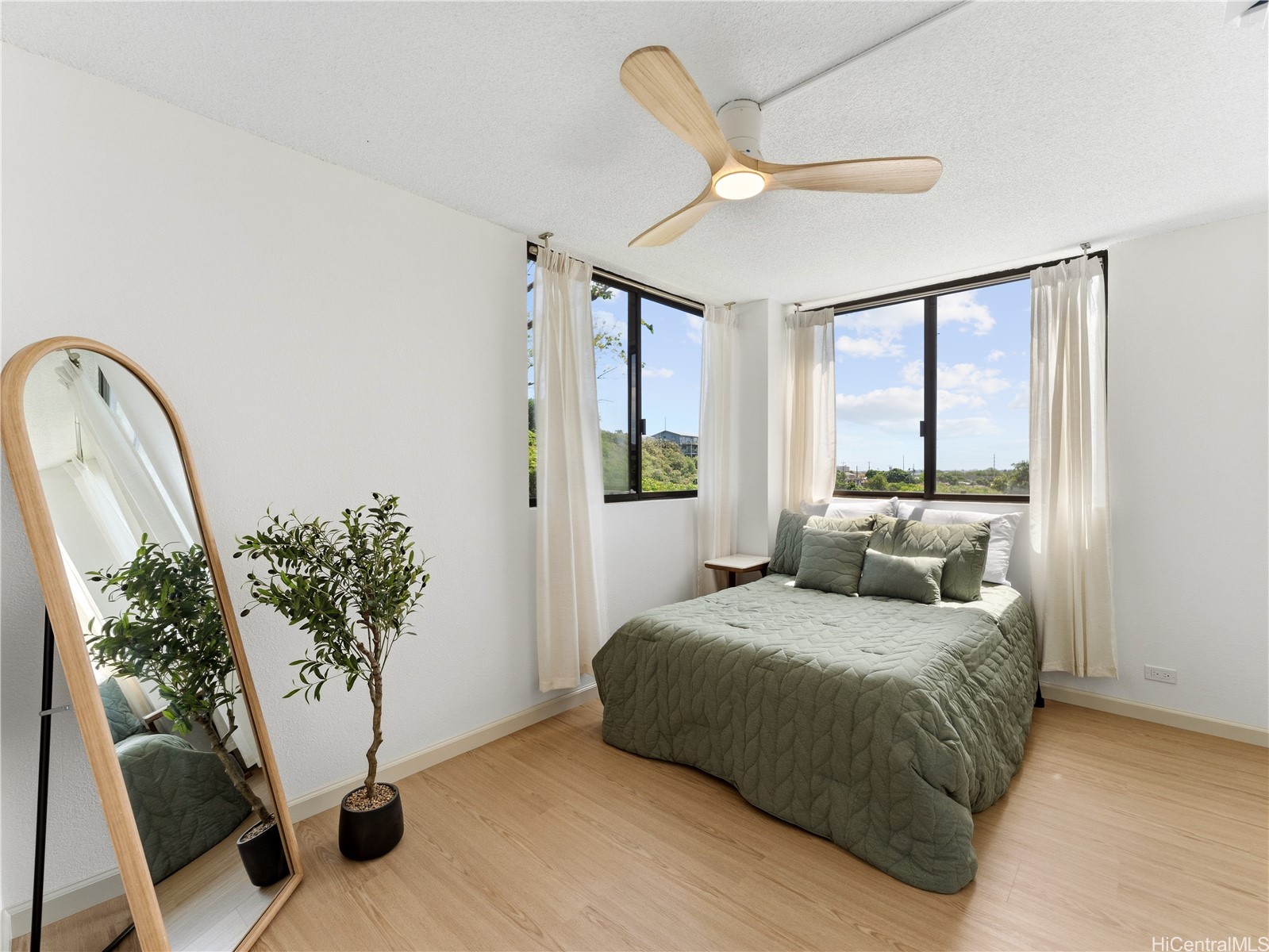 98-501 Koauka Loop A406 Property Photo 18