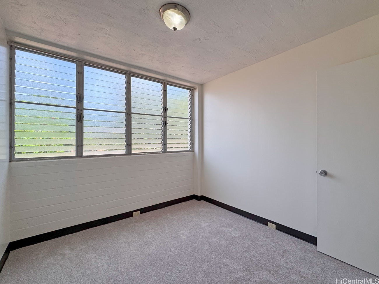 1055 Kalo Place Property Photo 7