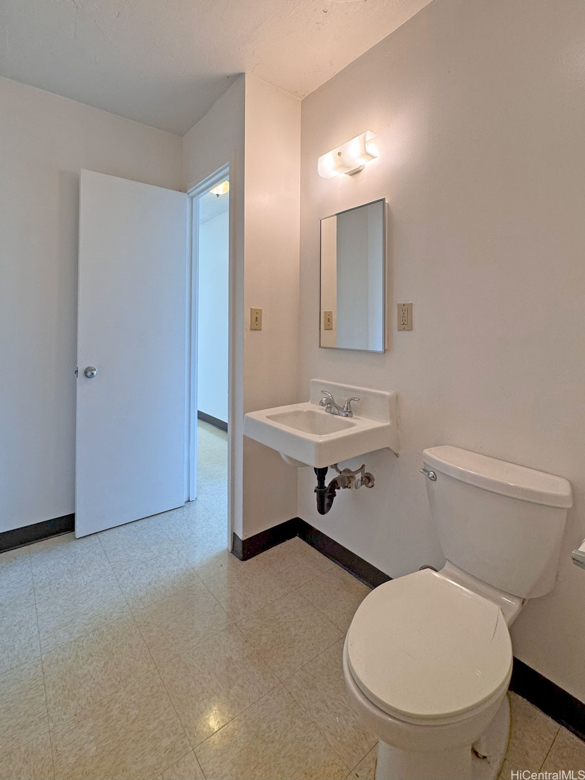 1055 Kalo Place Property Photo 10
