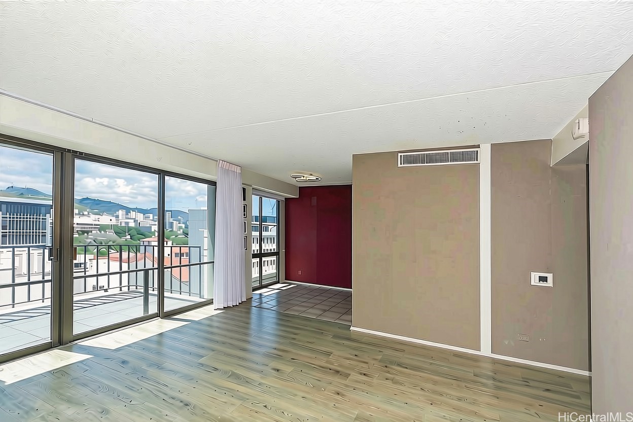700 Richards Street 1104 Property Photo 6