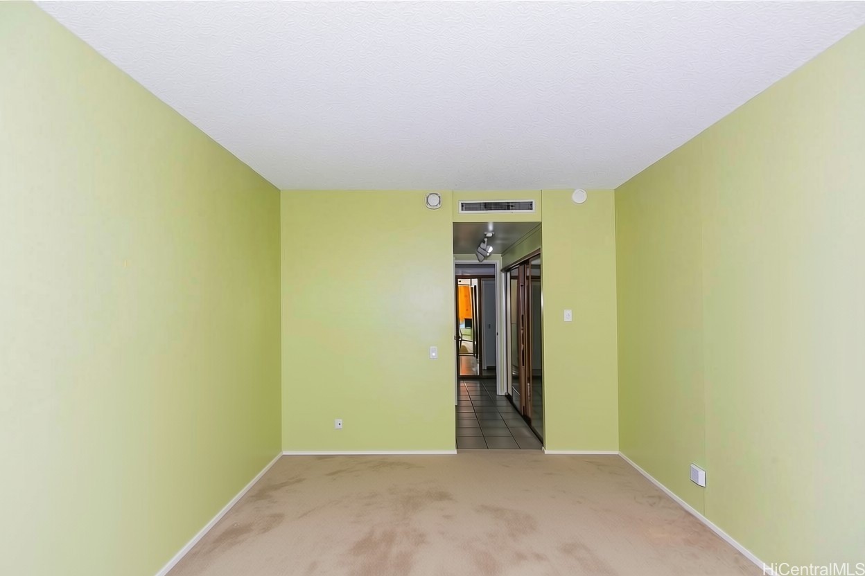 700 Richards Street 1104 Property Photo 9