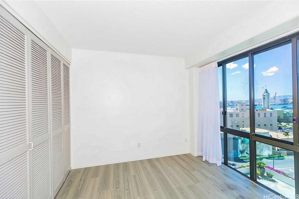 700 Richards Street 1104 Property Photo 14
