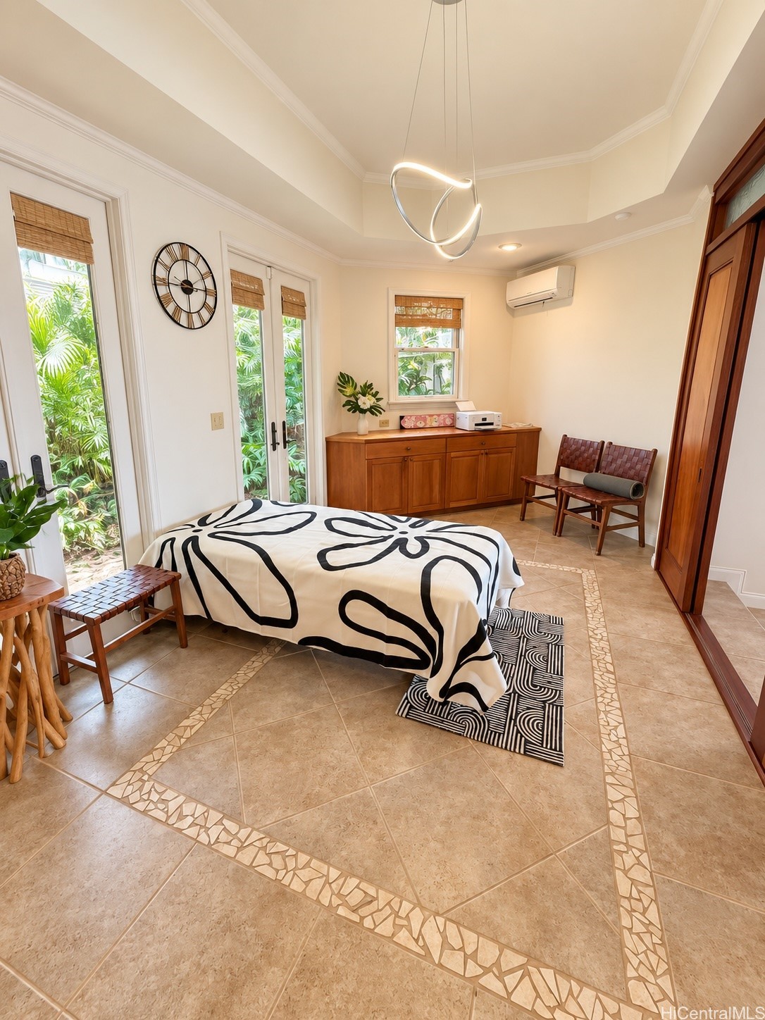 613 Moaniala Street Property Photo 18