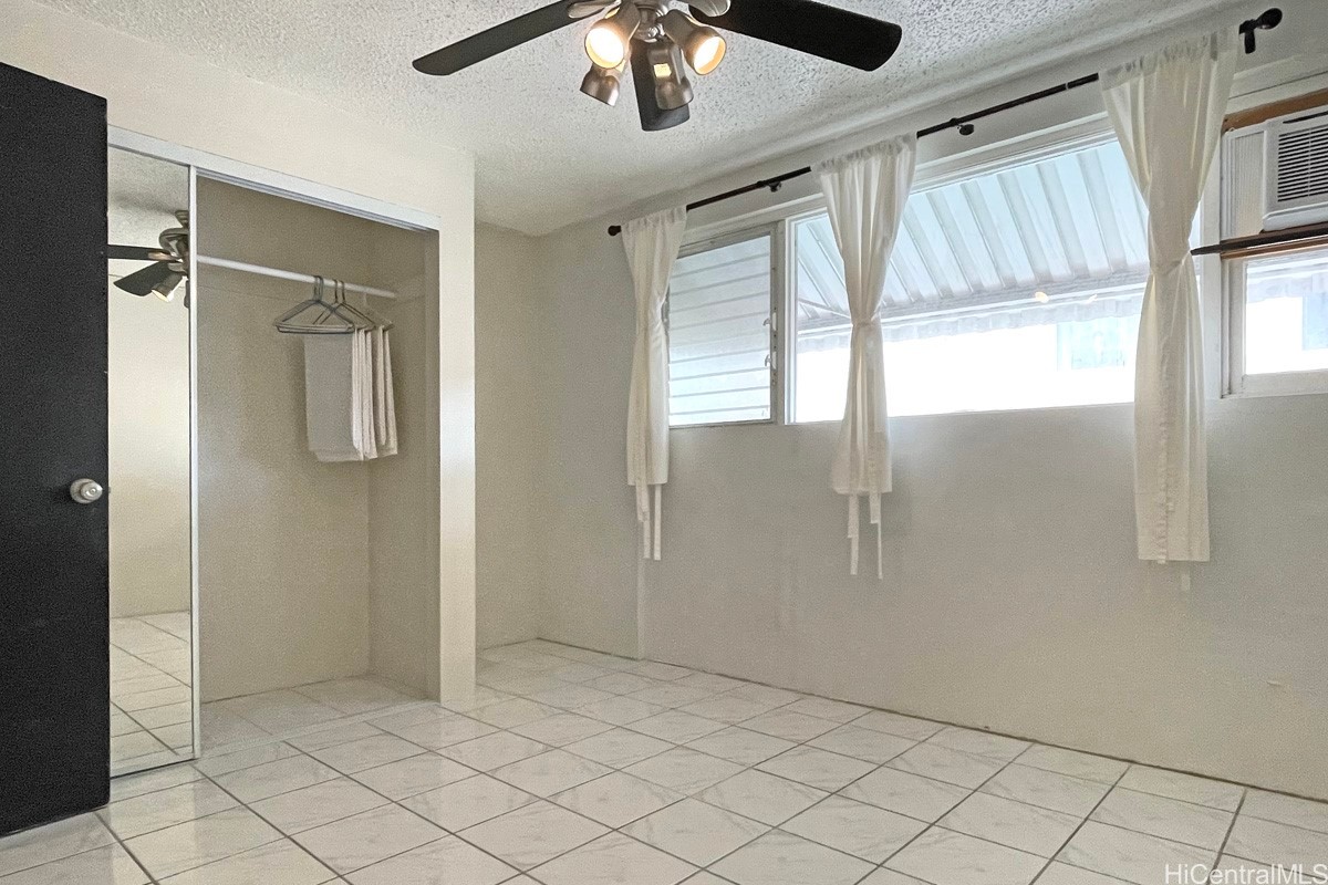 1427 Alexander Street 302 Property Photo 4