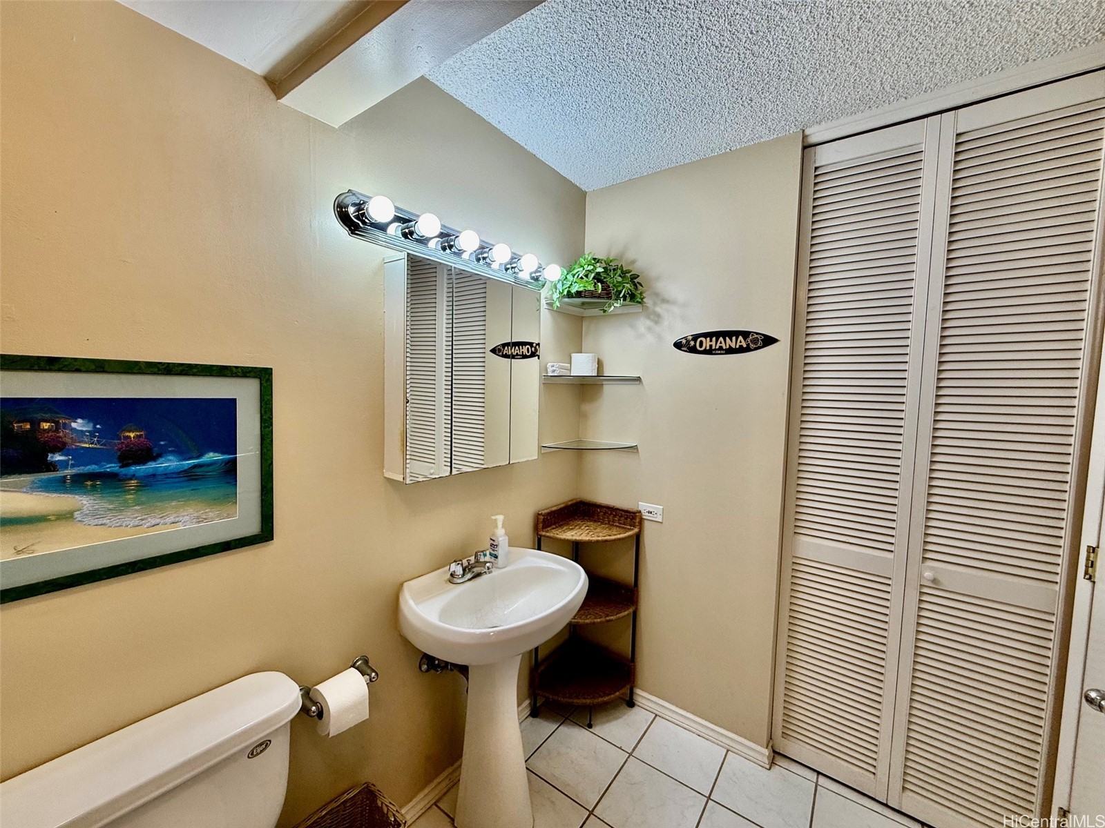 2140 Kuhio Avenue 1105 Property Photo 8