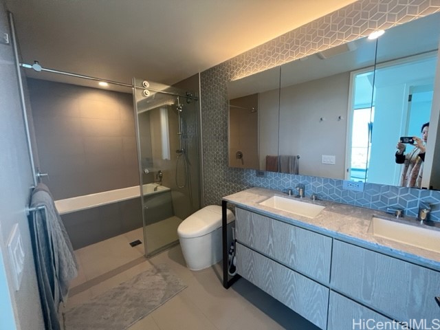 1000 Auahi Street 2001 Property Photo 7