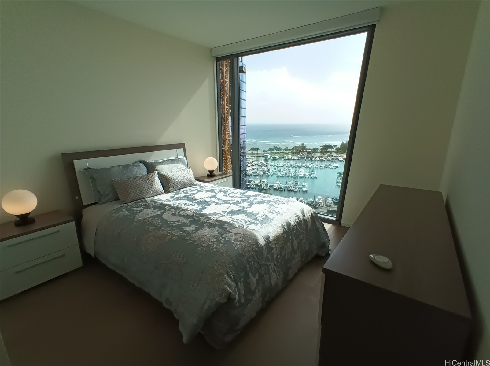 1000 Auahi Street 2001 Property Photo 8