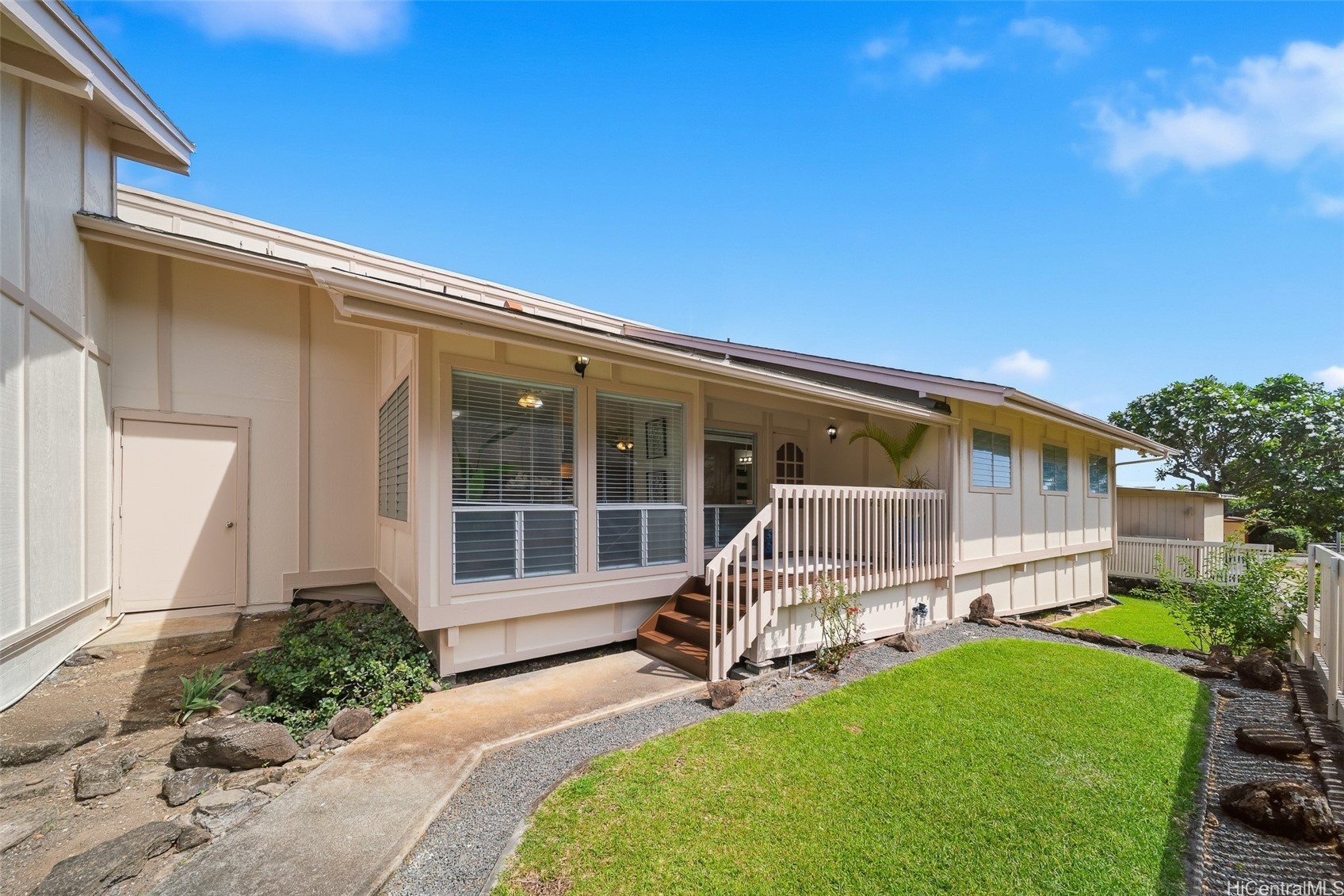 1391 Ohina Place Property Photo 1