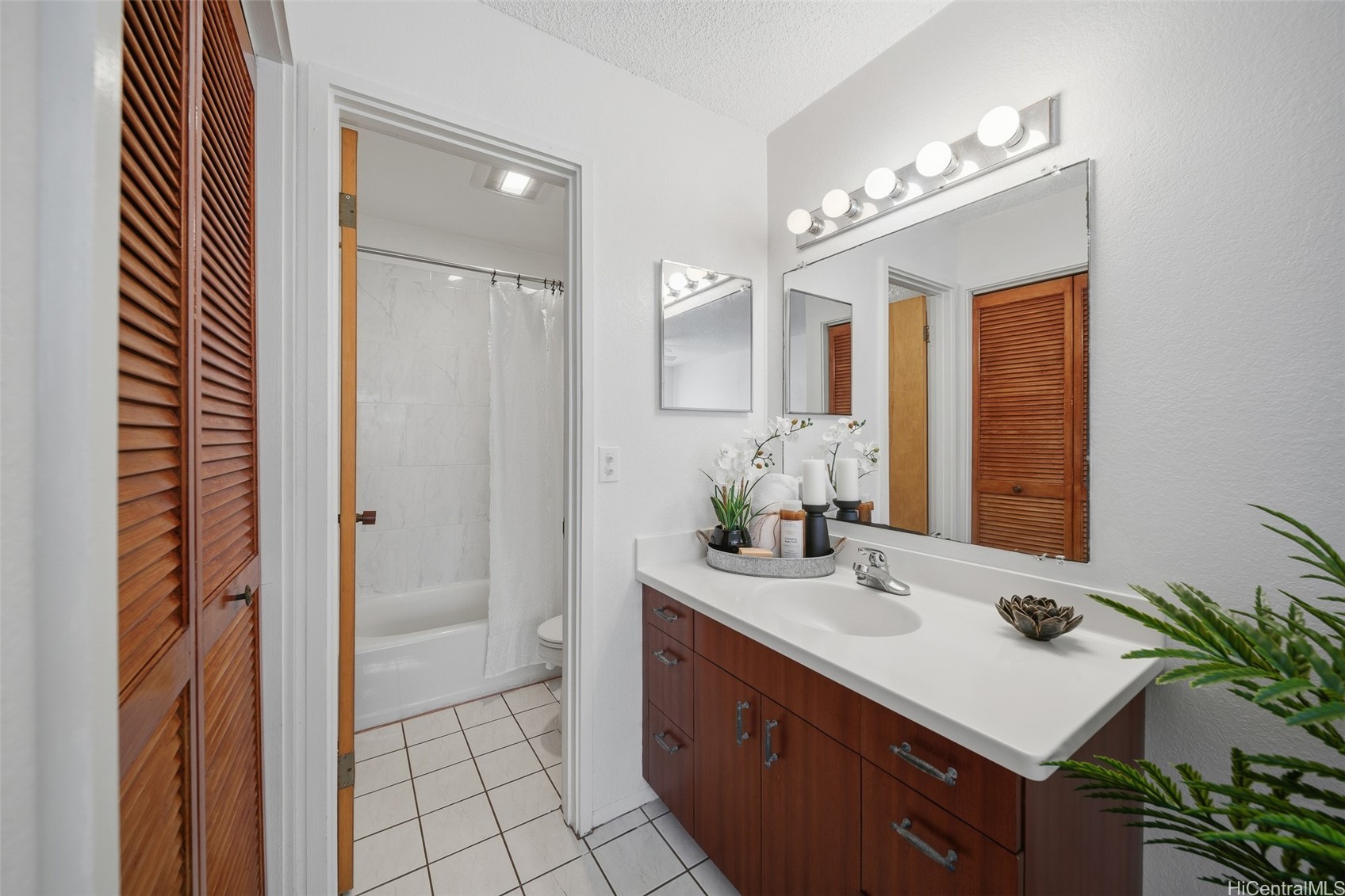 1391 Ohina Place Property Photo 10