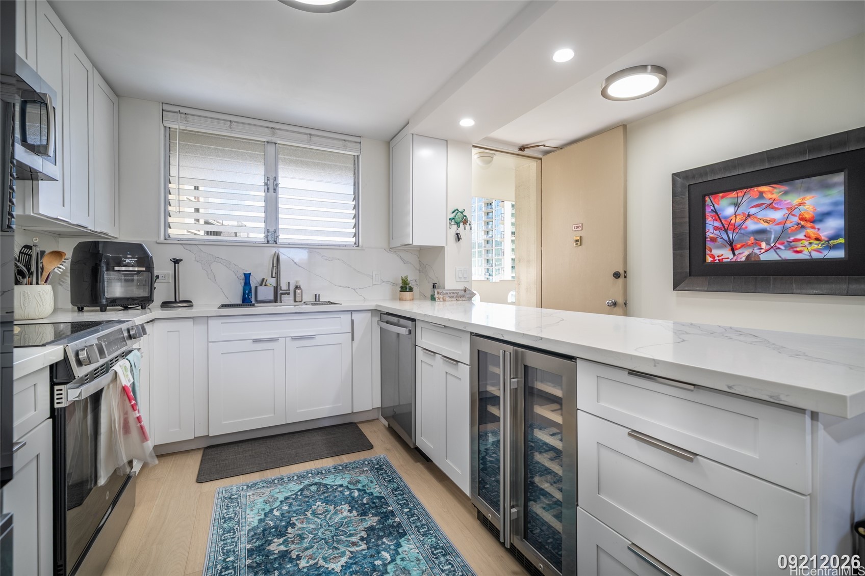 1717 Ala Wai Boulevard 1209 Property Photo 4