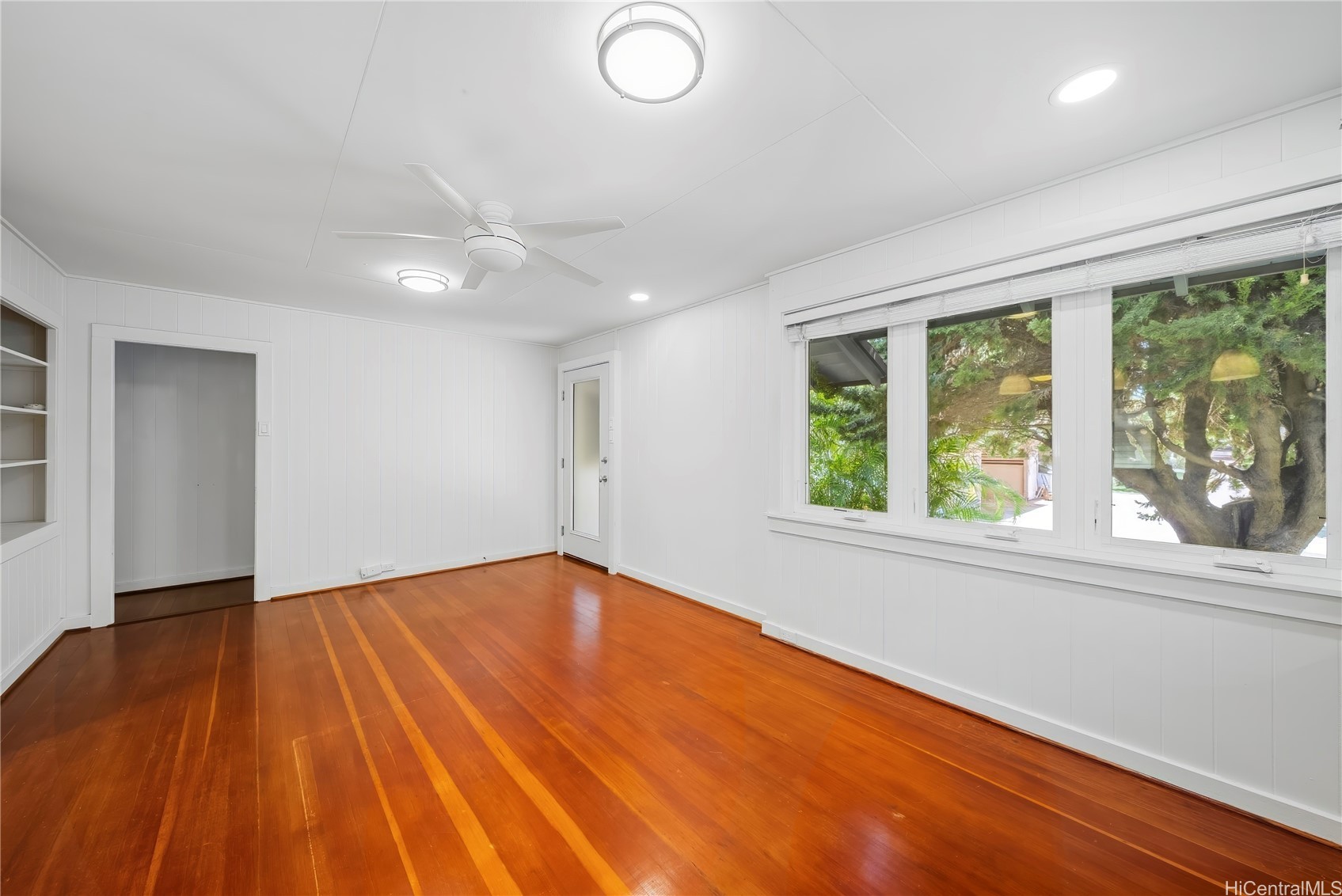 734 10th Avenue B Property Photo 10
