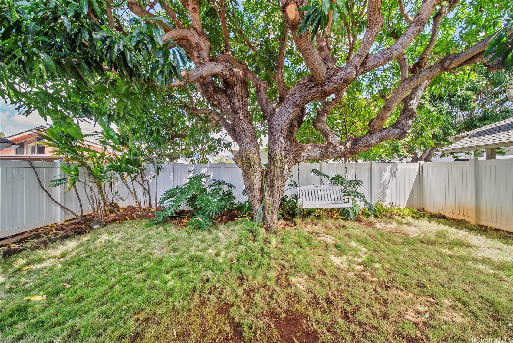 734 10th Avenue B Property Photo 17