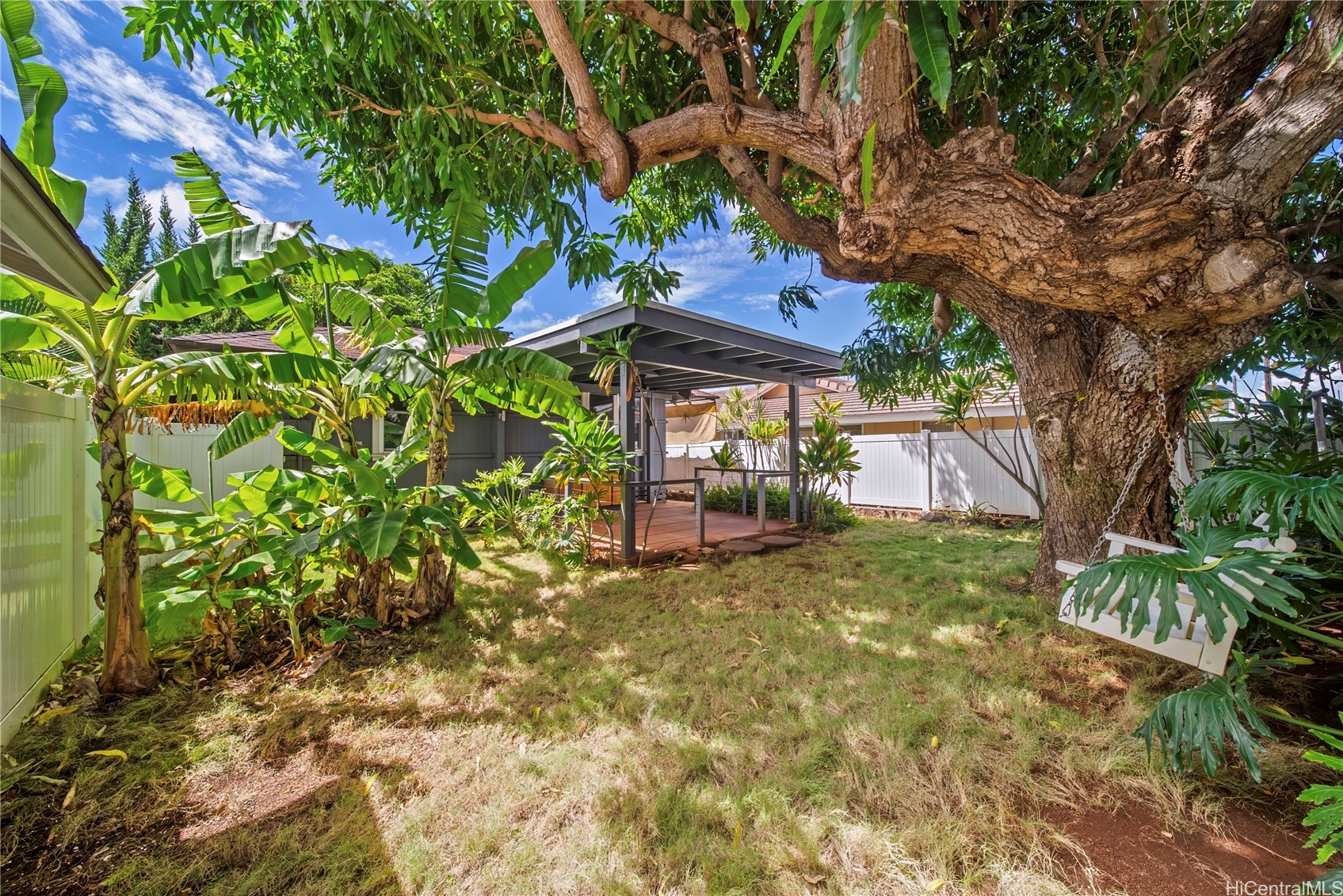 734 10th Avenue B Property Photo 18