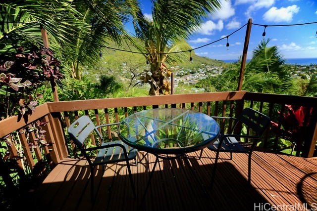 630 Aipuni Street Property Photo 7