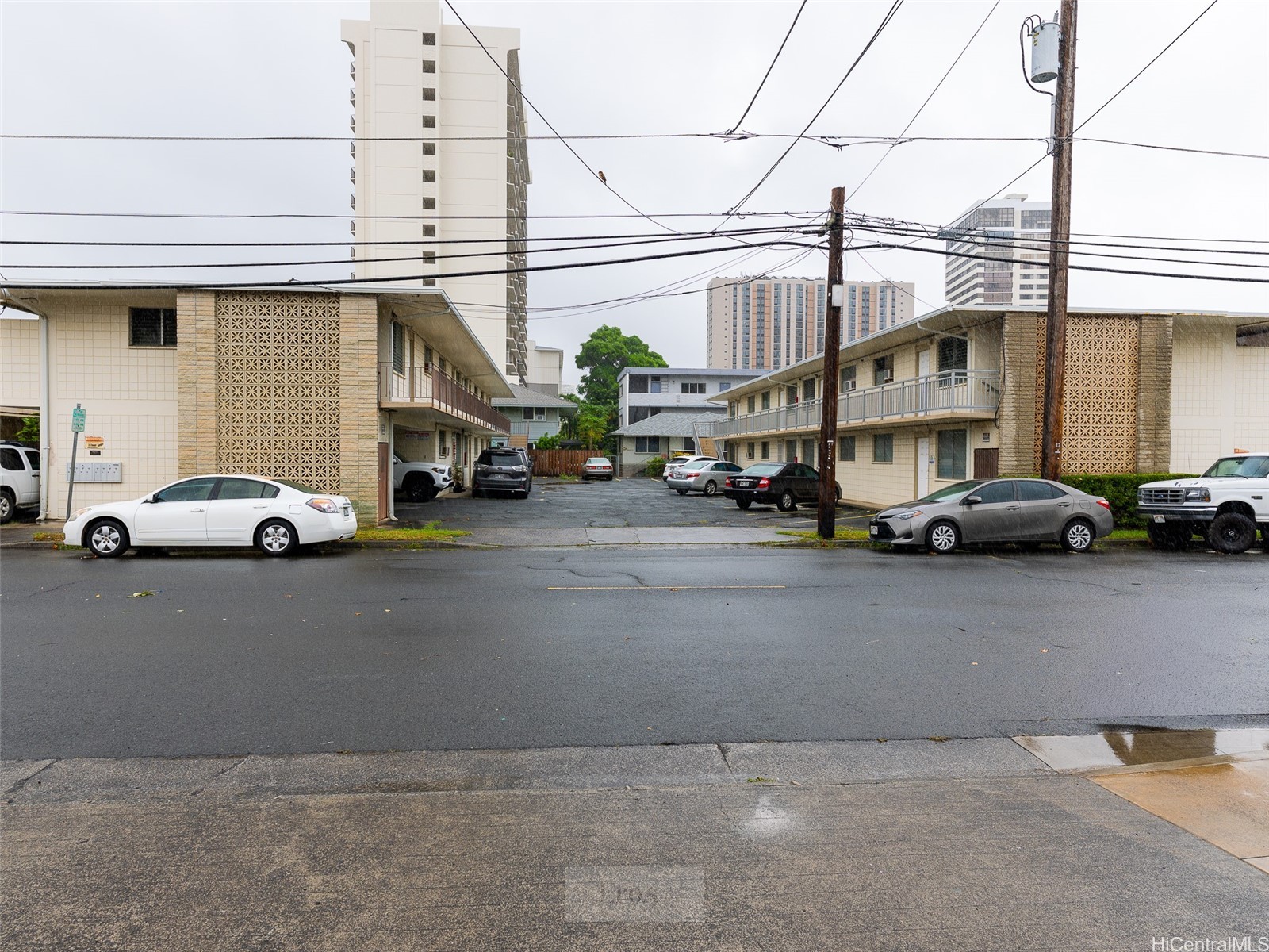 909 Wiliwili Street Property Photo 1