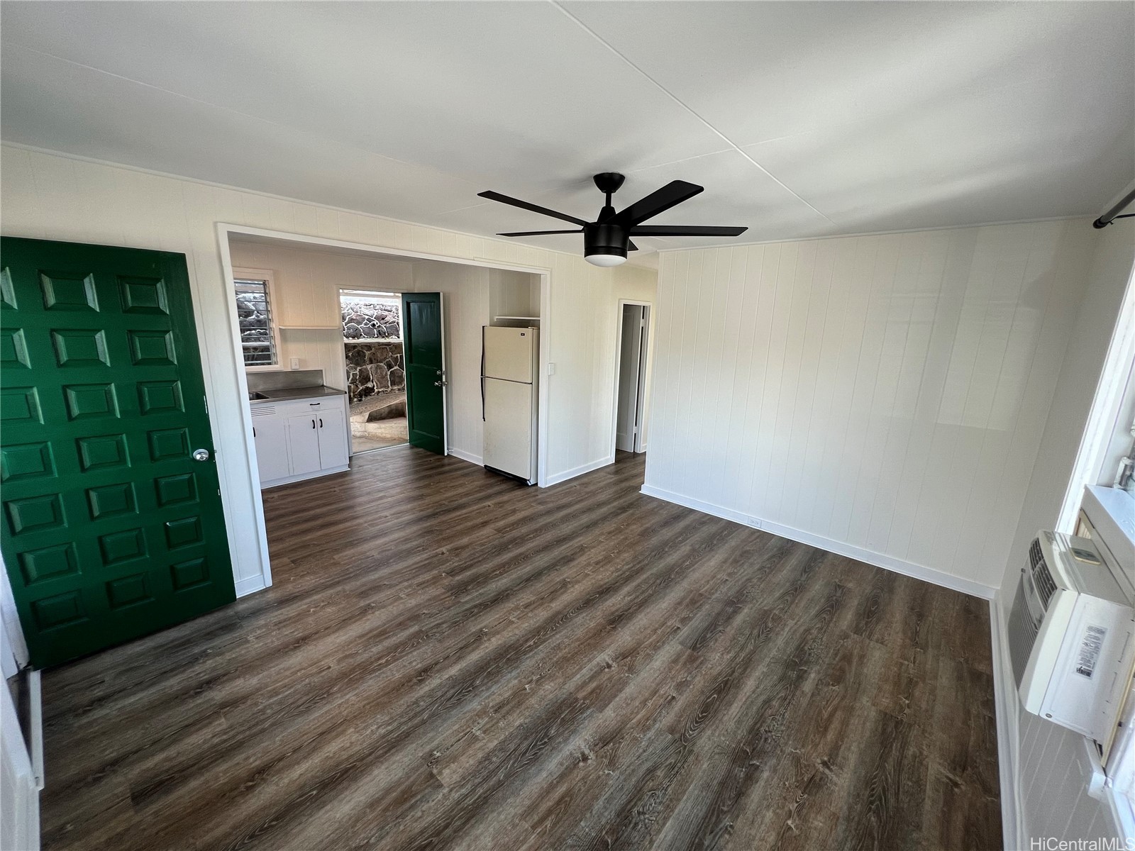 1715 10th Avenue A Property Photo 2