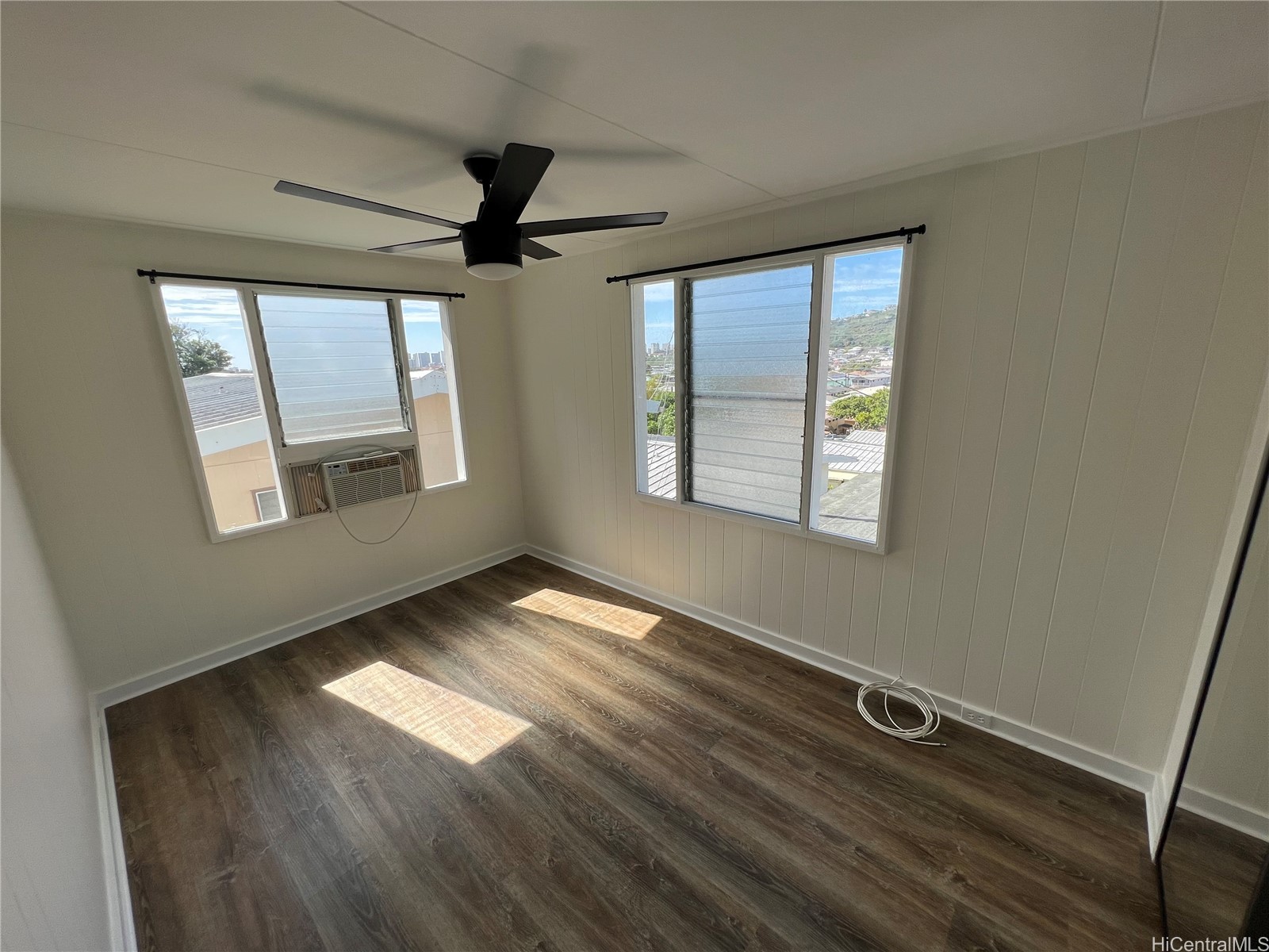 1715 10th Avenue A Property Photo 6