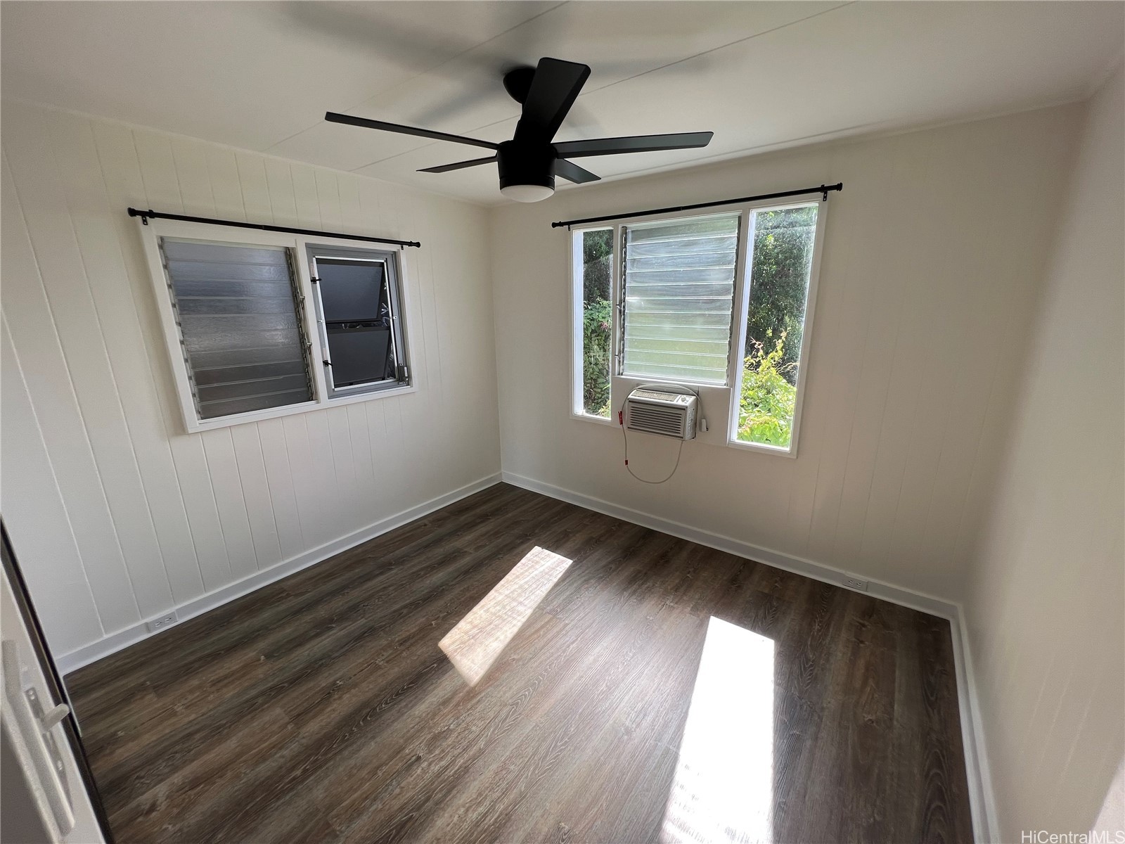 1715 10th Avenue A Property Photo 8