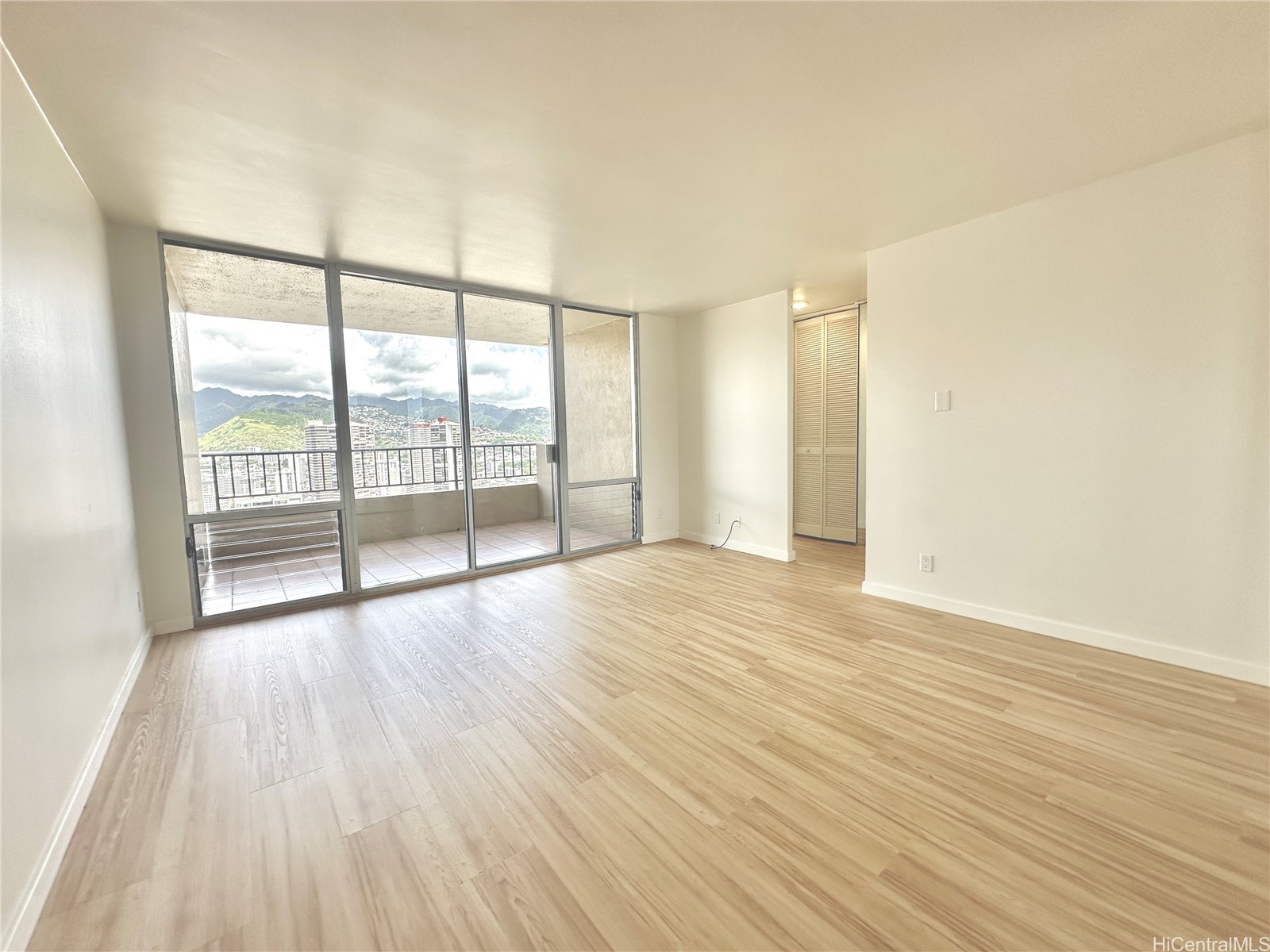 2121 Ala Wai Boulevard 3605 Property Photo 9