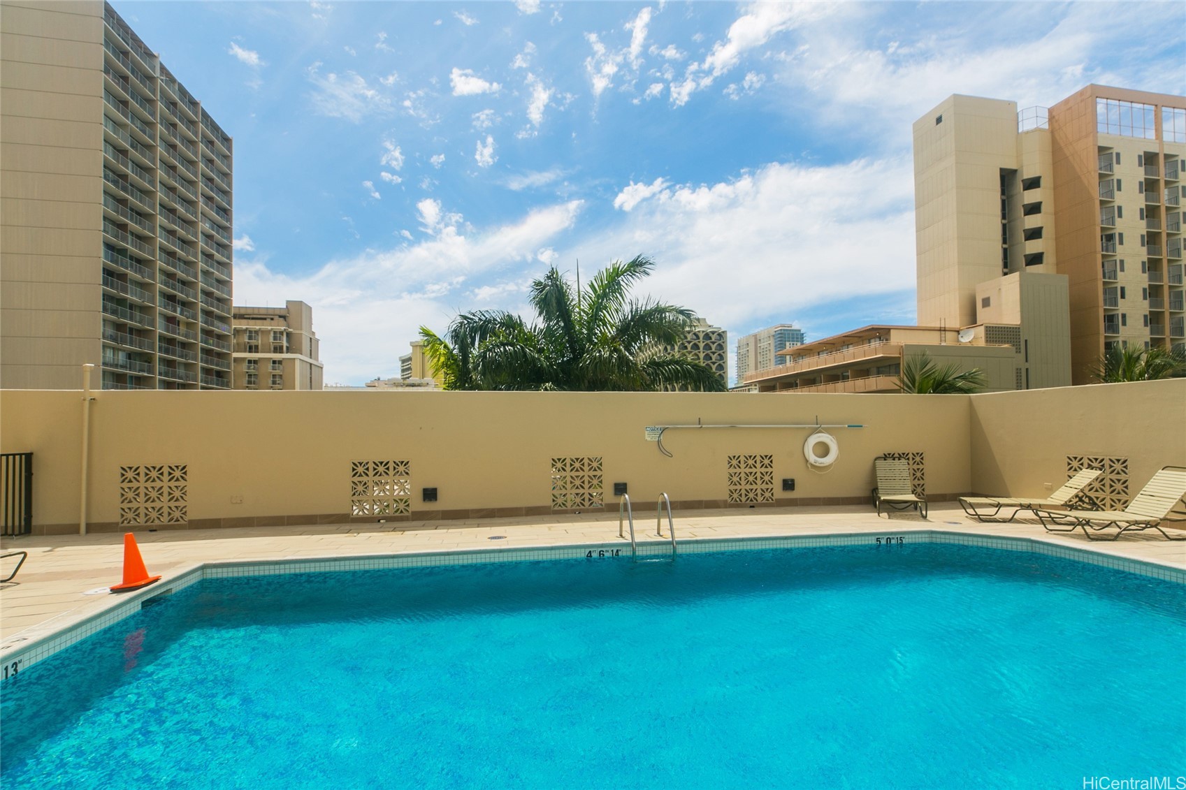 2240 Kuhio Avenue 2414 Property Photo 7