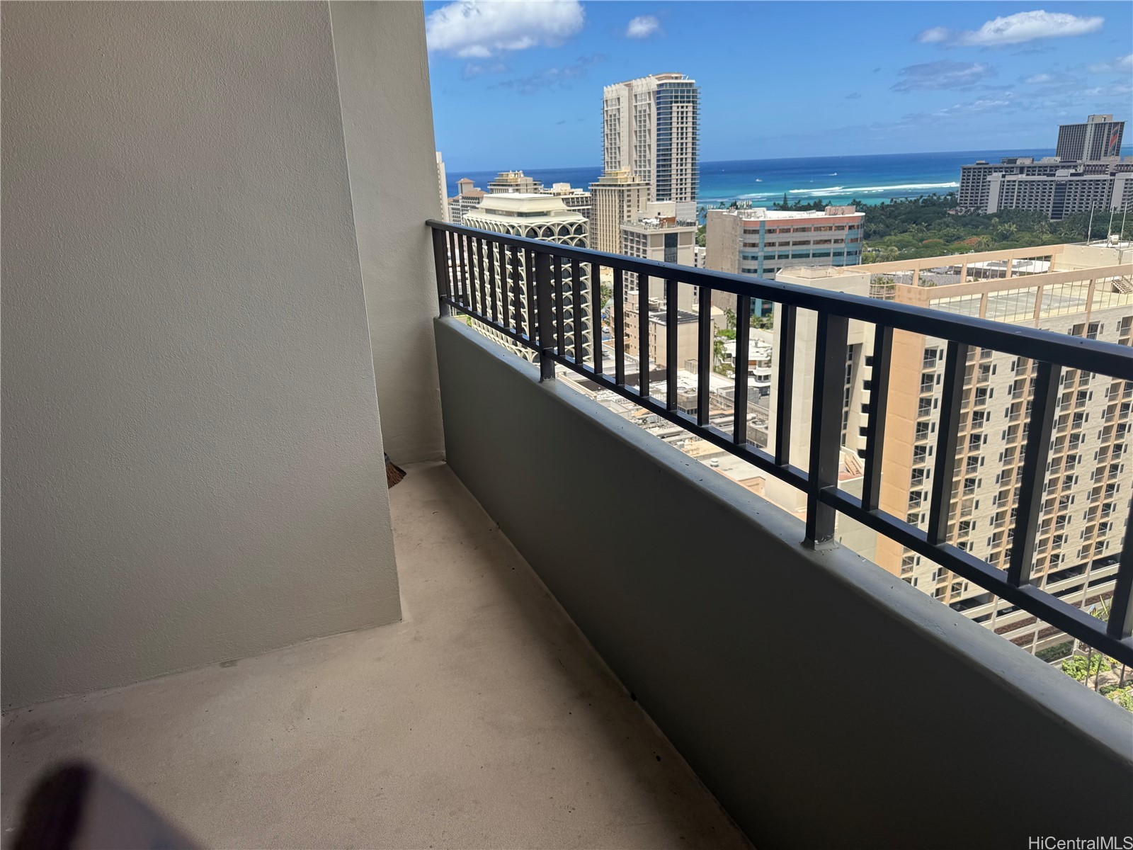 2240 Kuhio Avenue 2414 Property Photo 11