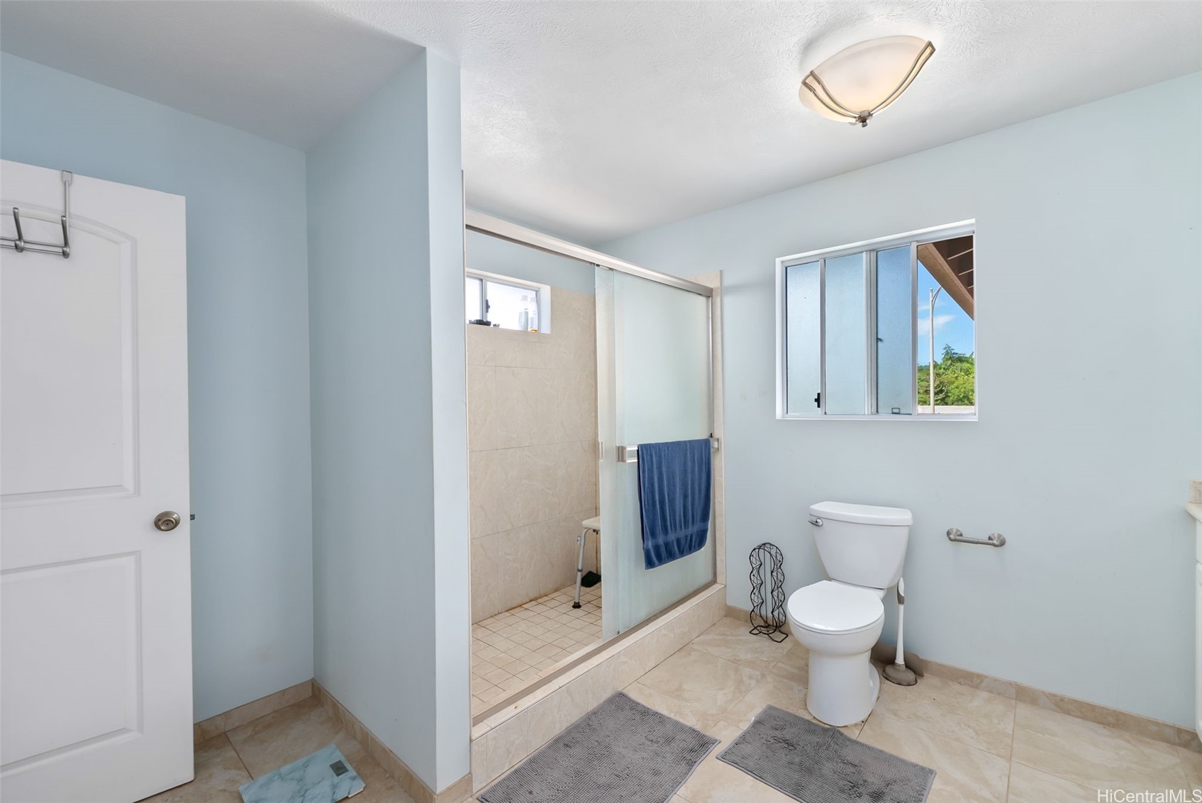 2121 Aluka Loop Property Photo 8