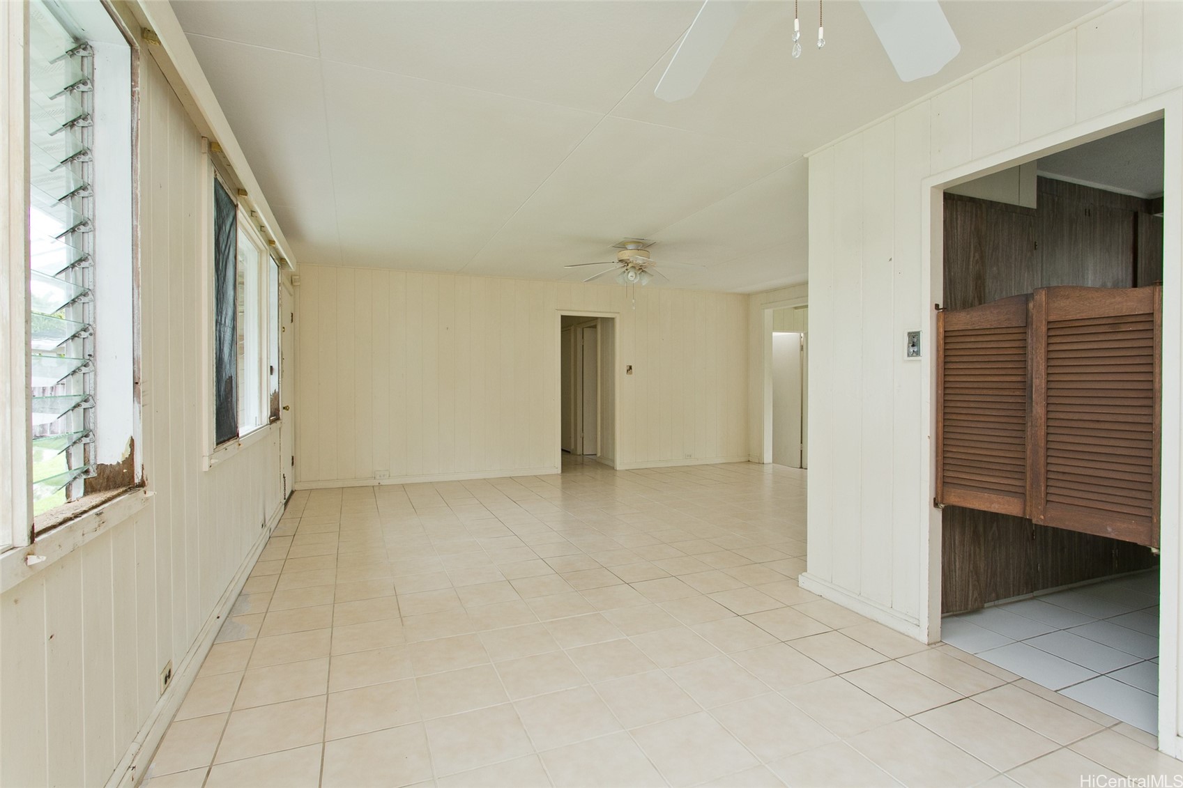119 Kuulei Road Property Photo 4