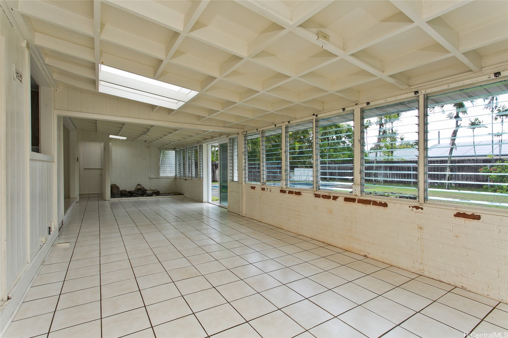 119 Kuulei Road Property Photo 11