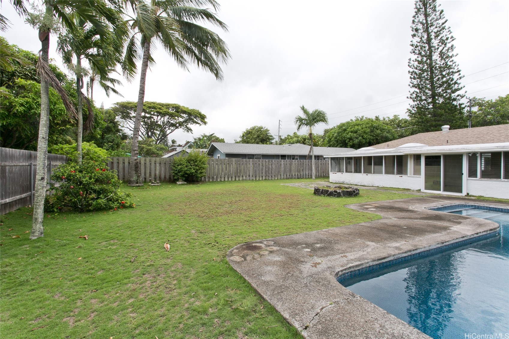 119 Kuulei Road Property Photo 17