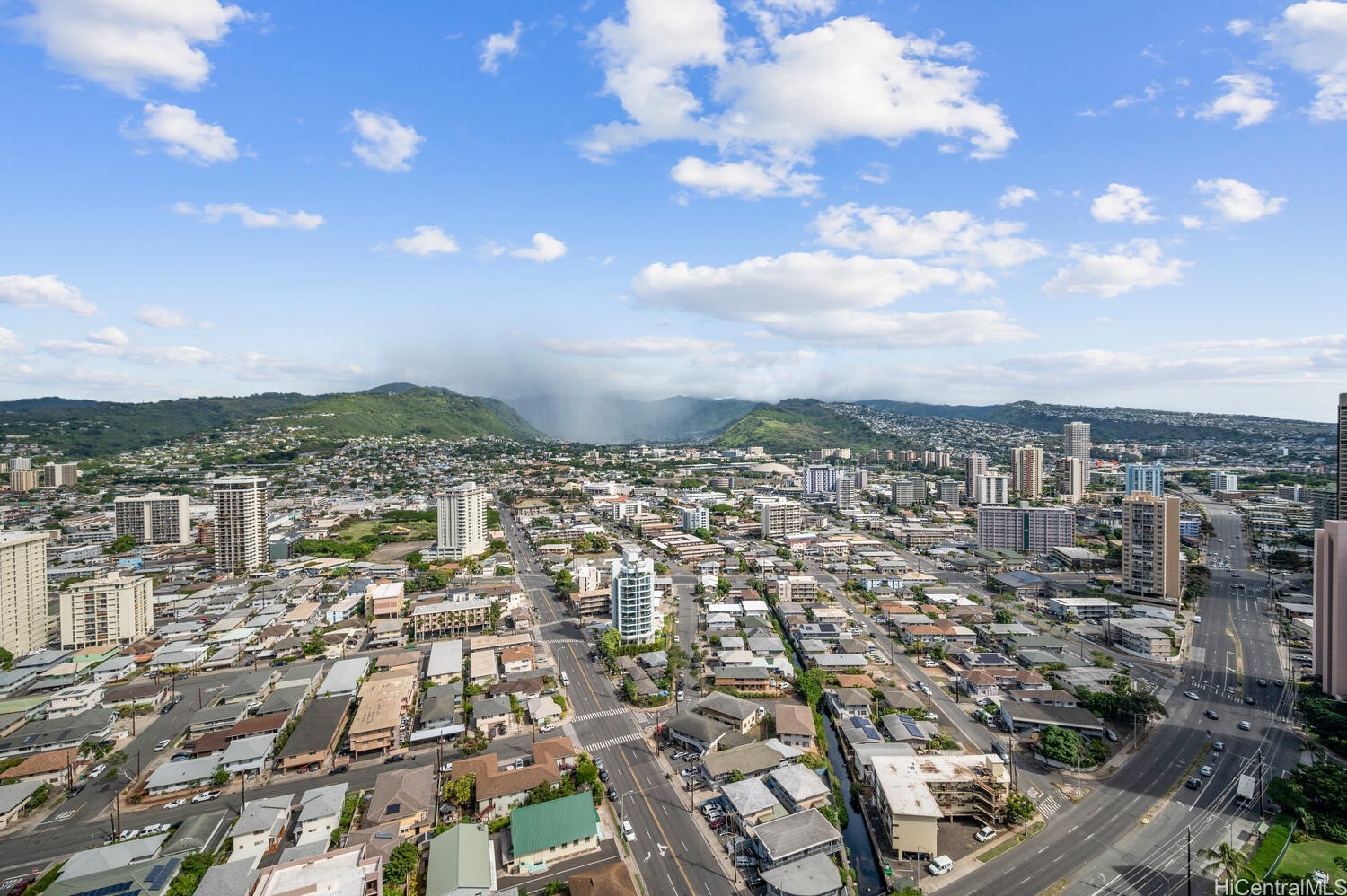 2333 Kapiolani Boulevard 3307 Property Photo 3