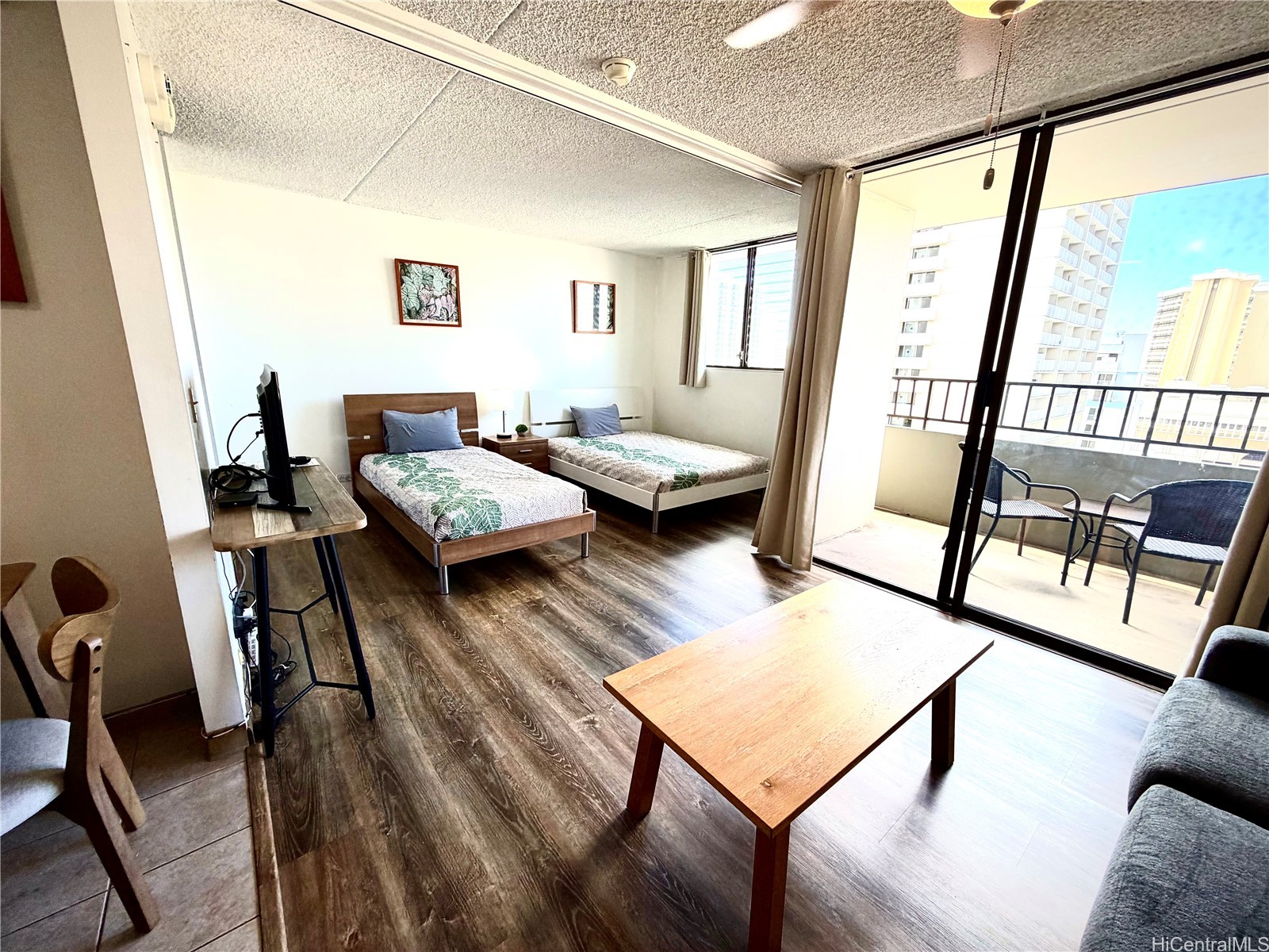 2240 Kuhio Avenue 1410 Property Photo 8