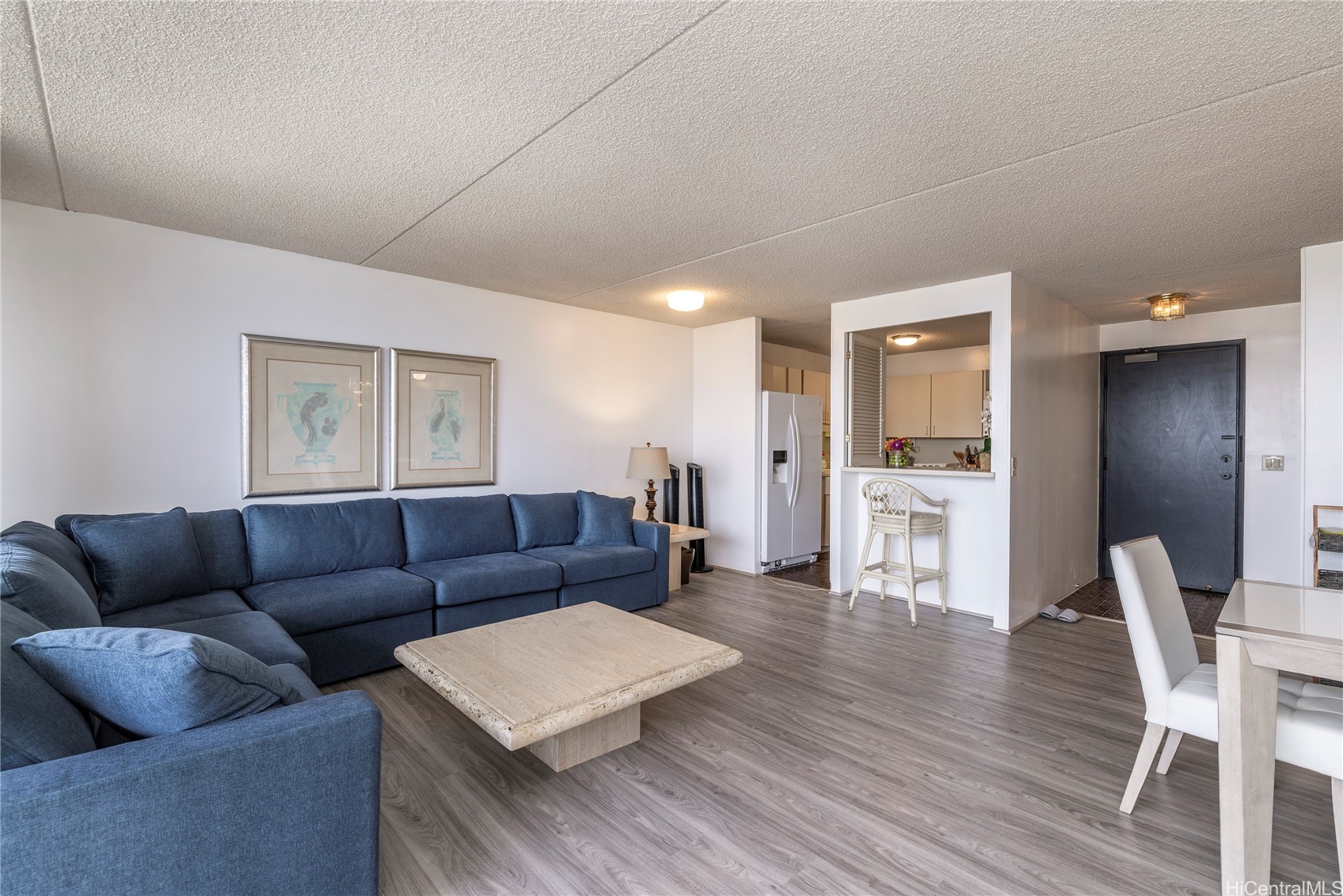 2240 Kuhio Avenue 3306 Property Photo 7