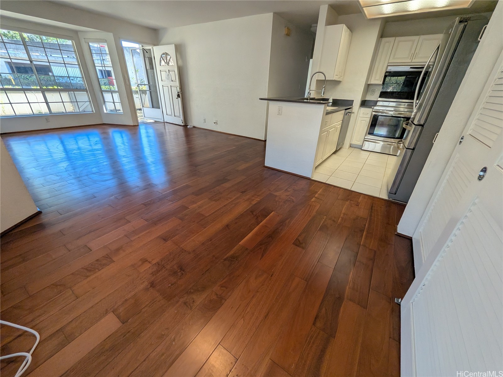 605 Mananai Place 25c Property Photo 3