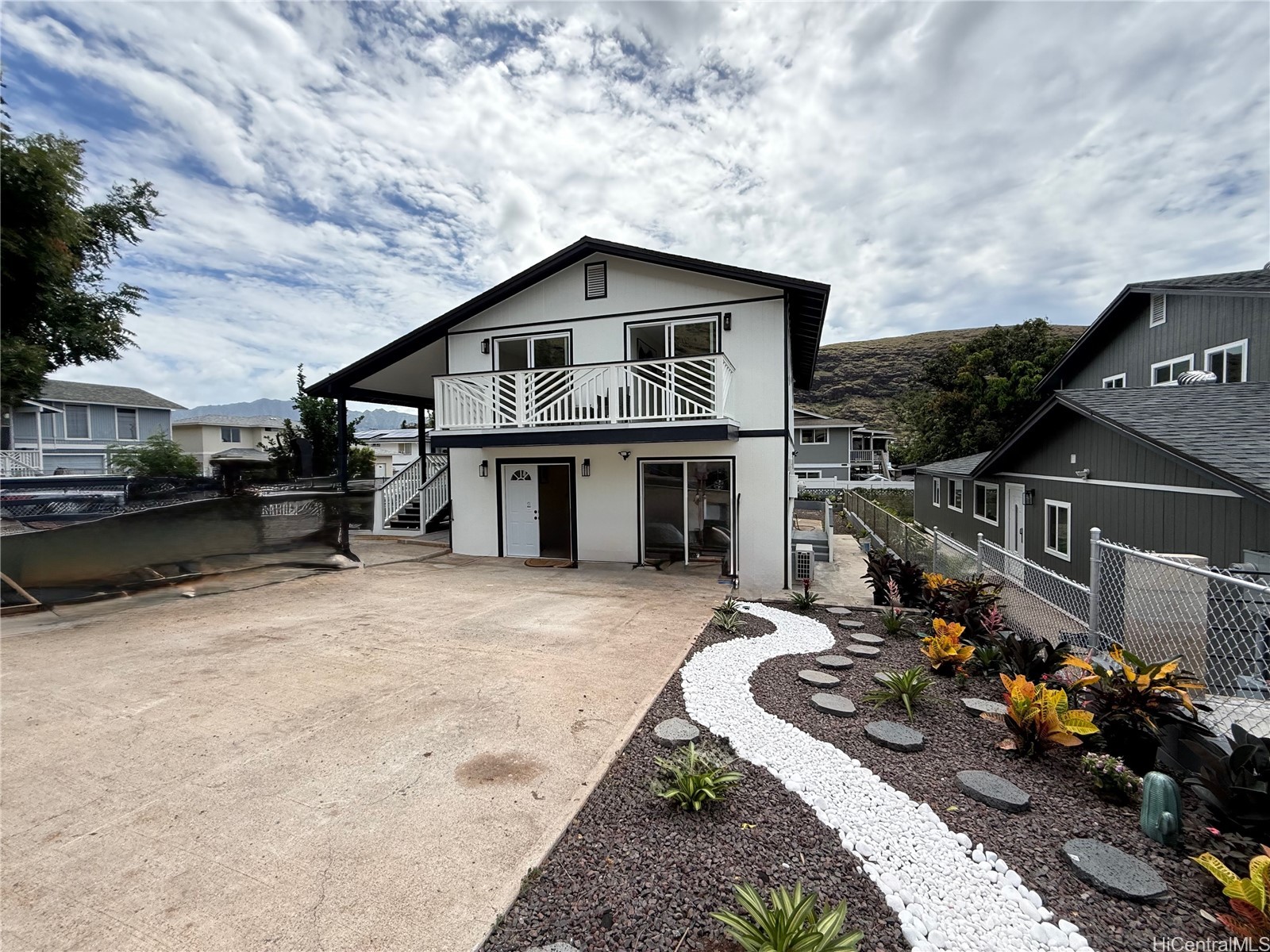 86-307 Alamihi Street Property Photo 1