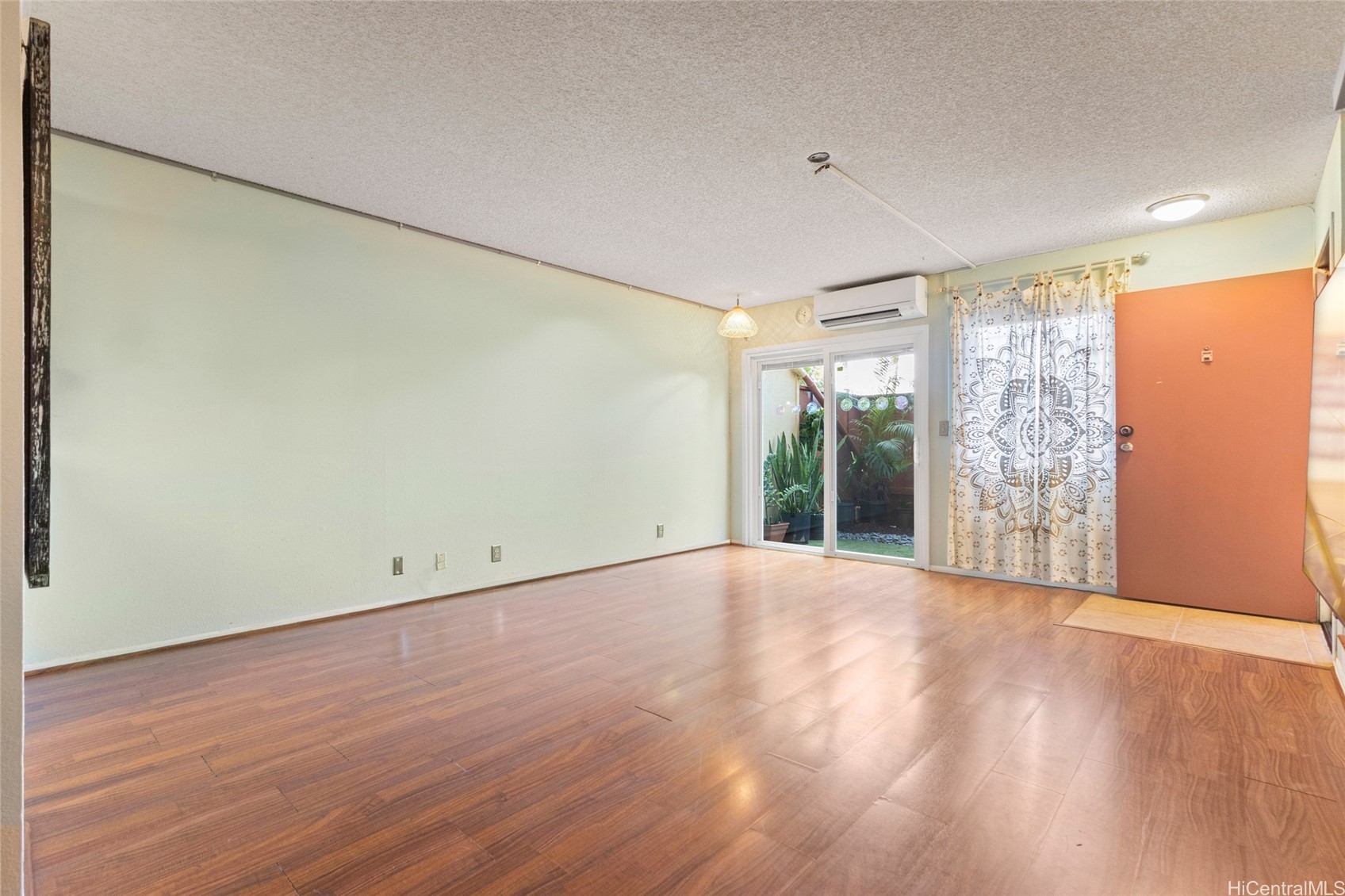 46-063 Emepela Place R202 Property Photo 1