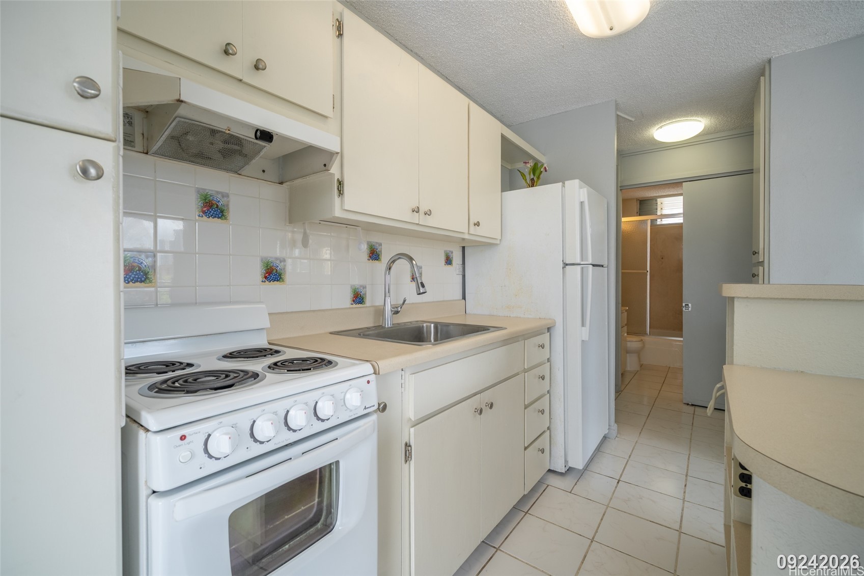 727 University Avenue 201 Property Photo 9