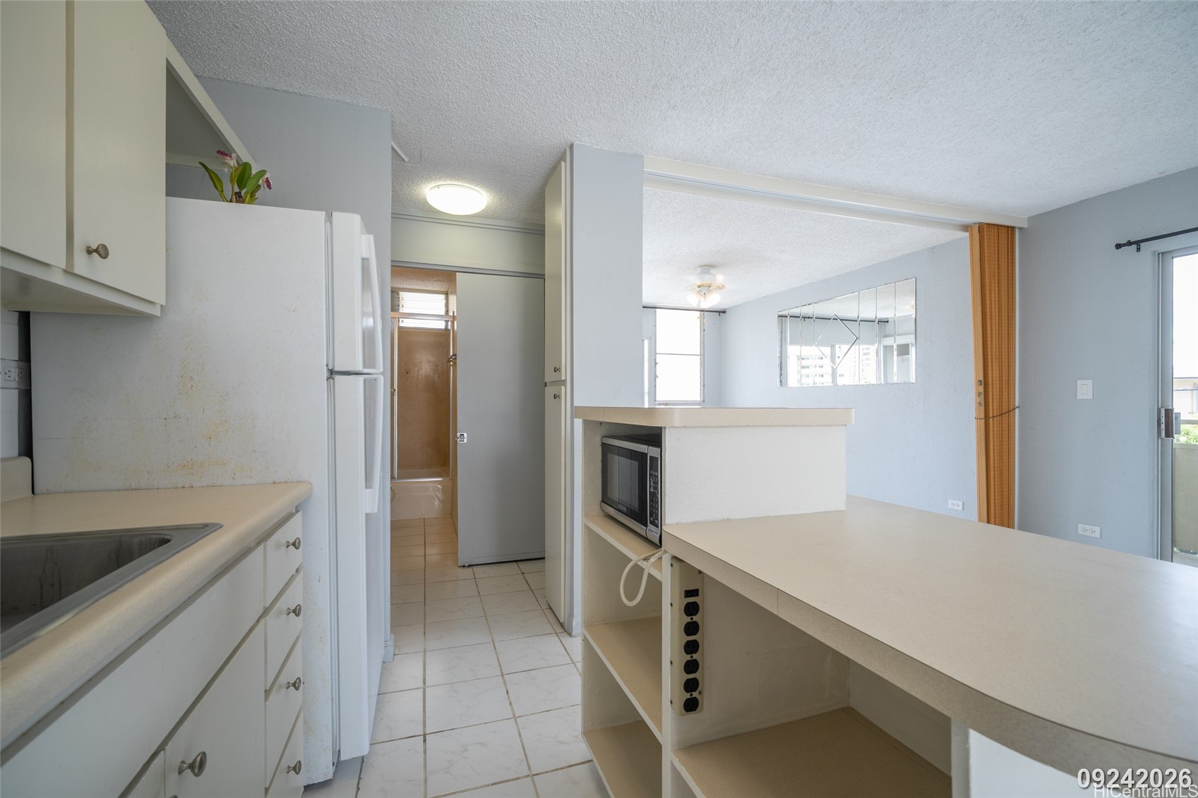 727 University Avenue 201 Property Photo 10