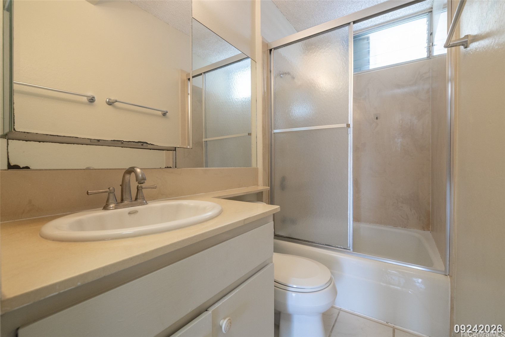 727 University Avenue 201 Property Photo 14